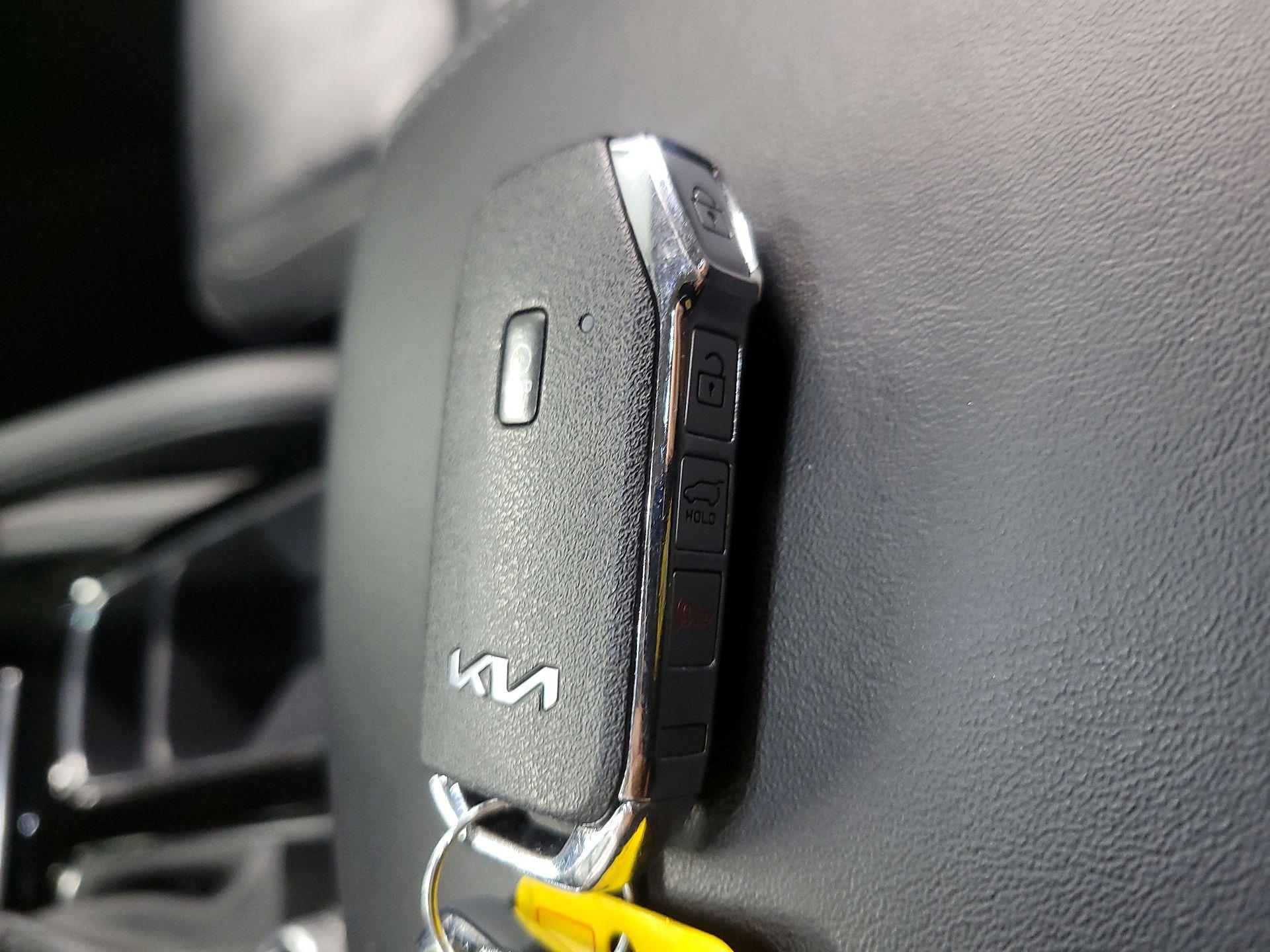 Thumbnail: 2022 Kia Telluride - 20