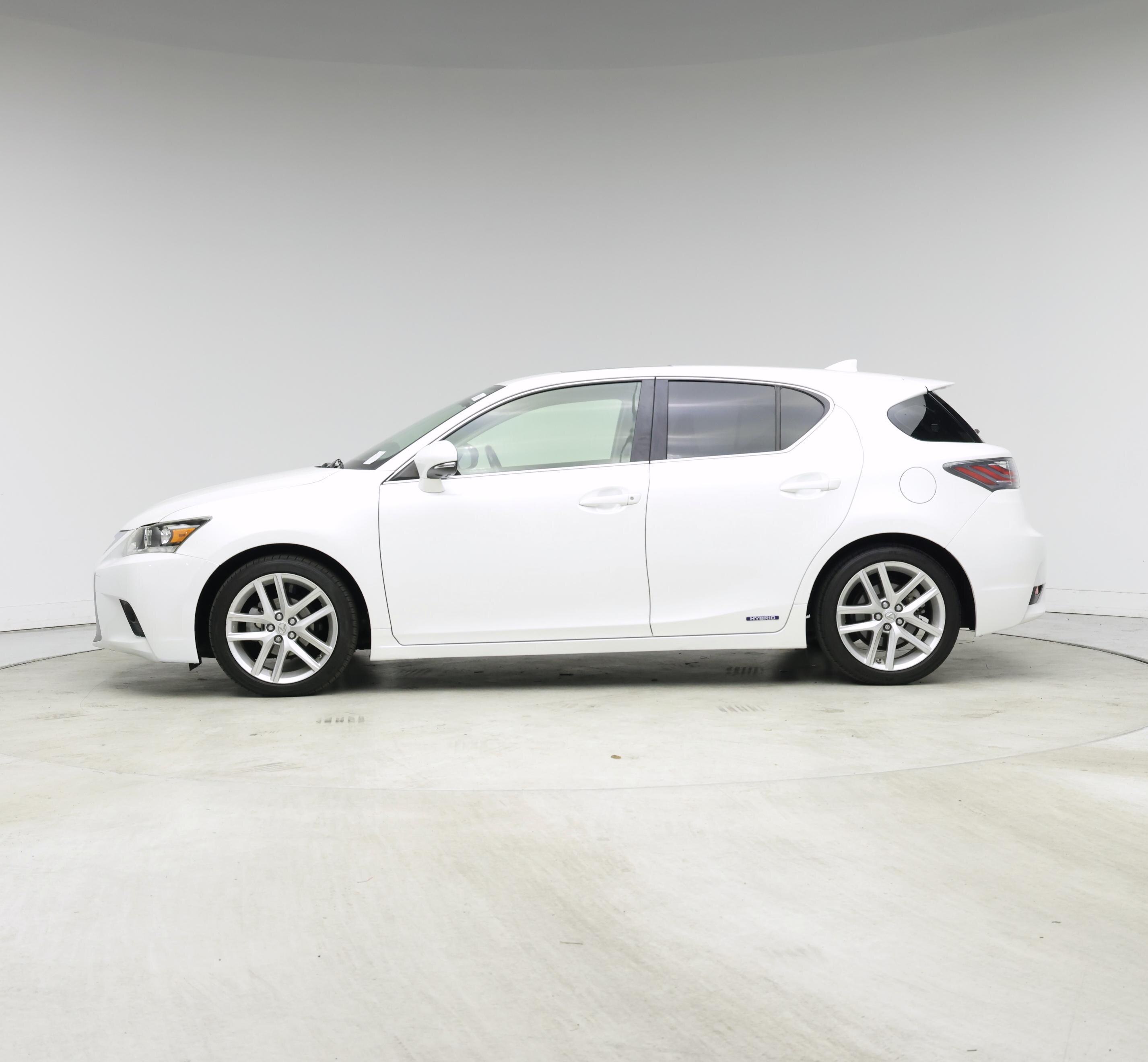 Thumbnail: 2015 Lexus CT - 3