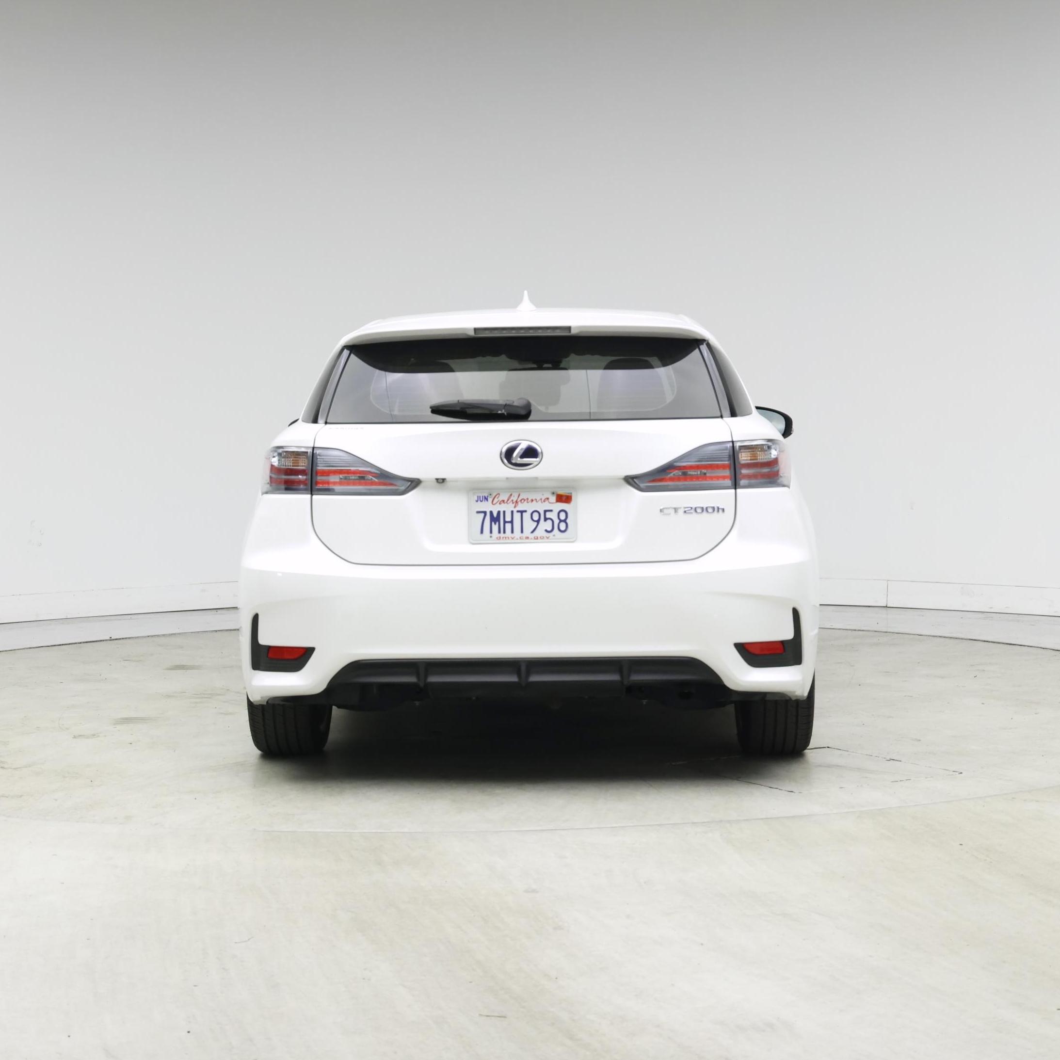 Thumbnail: 2015 Lexus CT - 6