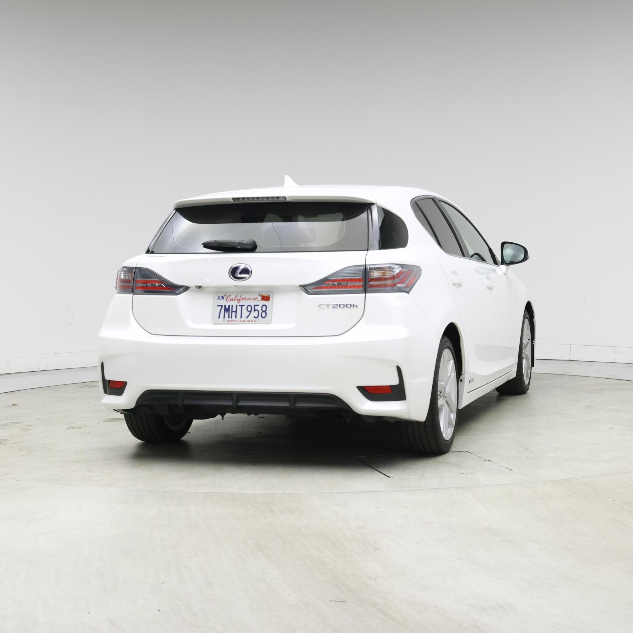 Thumbnail: 2015 Lexus CT - 8