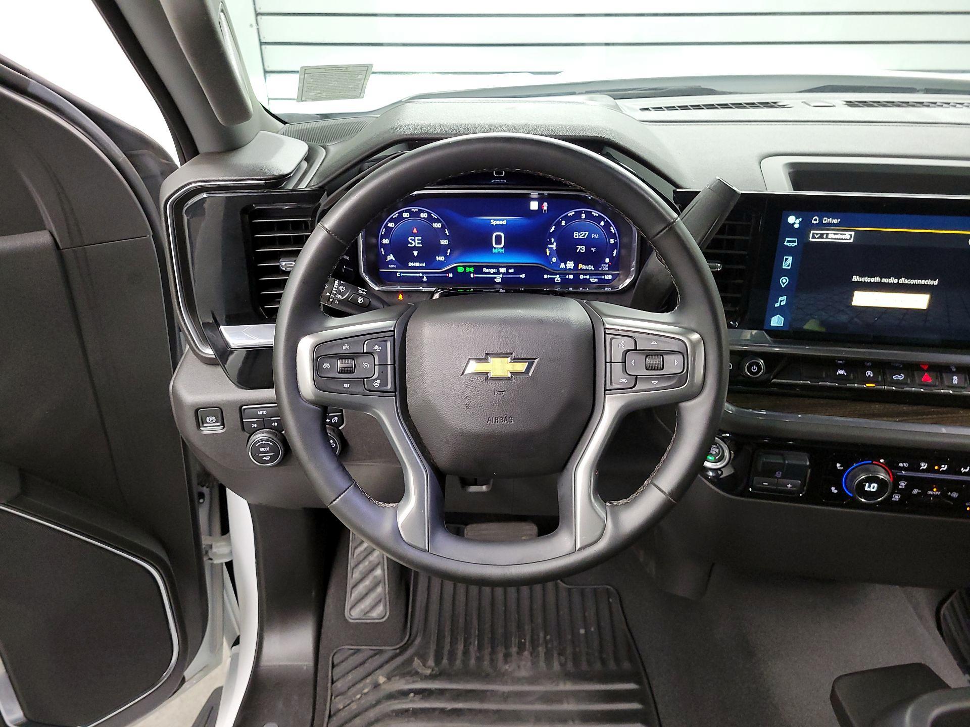 Thumbnail: 2023 Chevrolet Silverado 1500 - 10