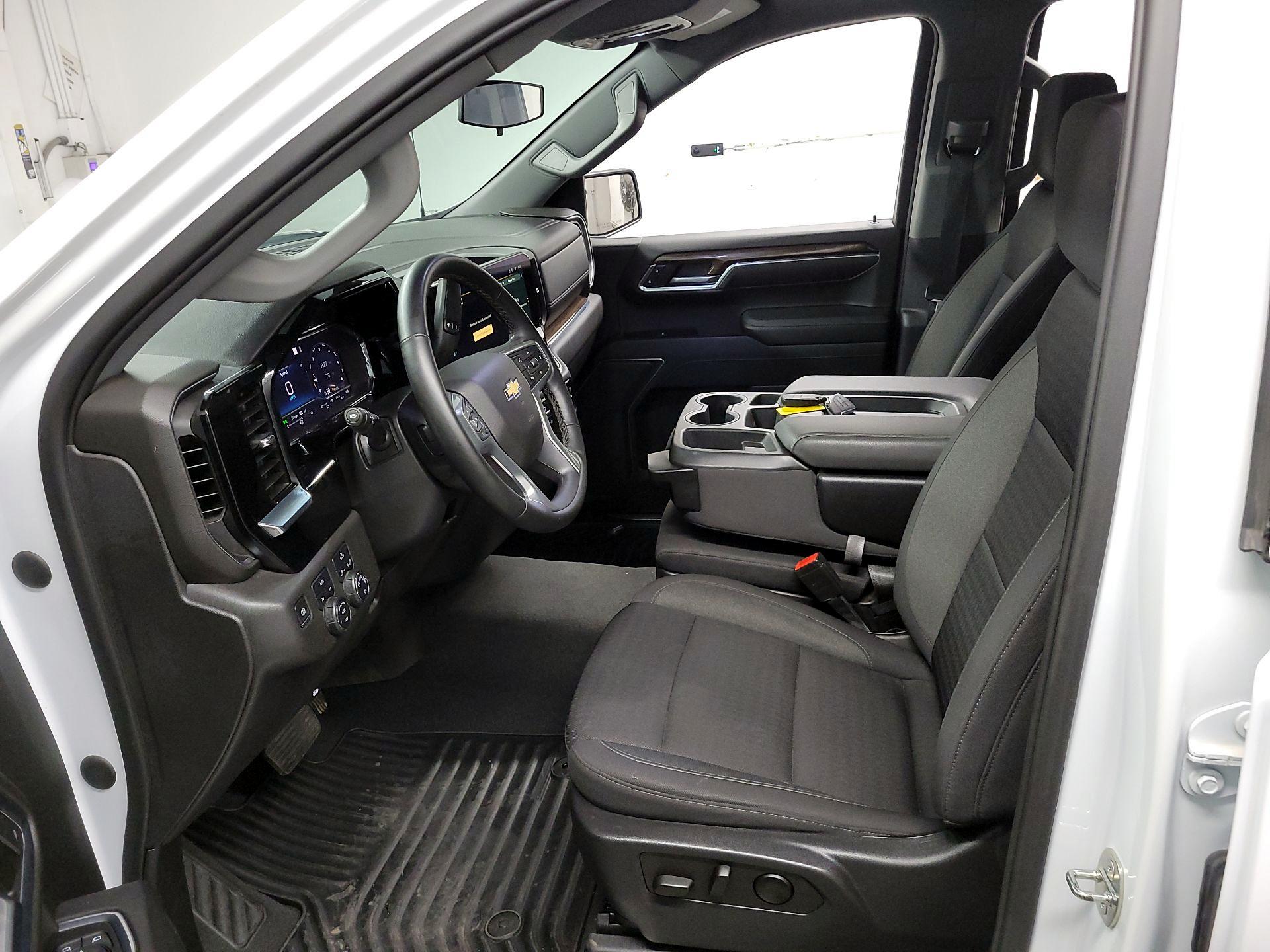 Thumbnail: 2023 Chevrolet Silverado 1500 - 11