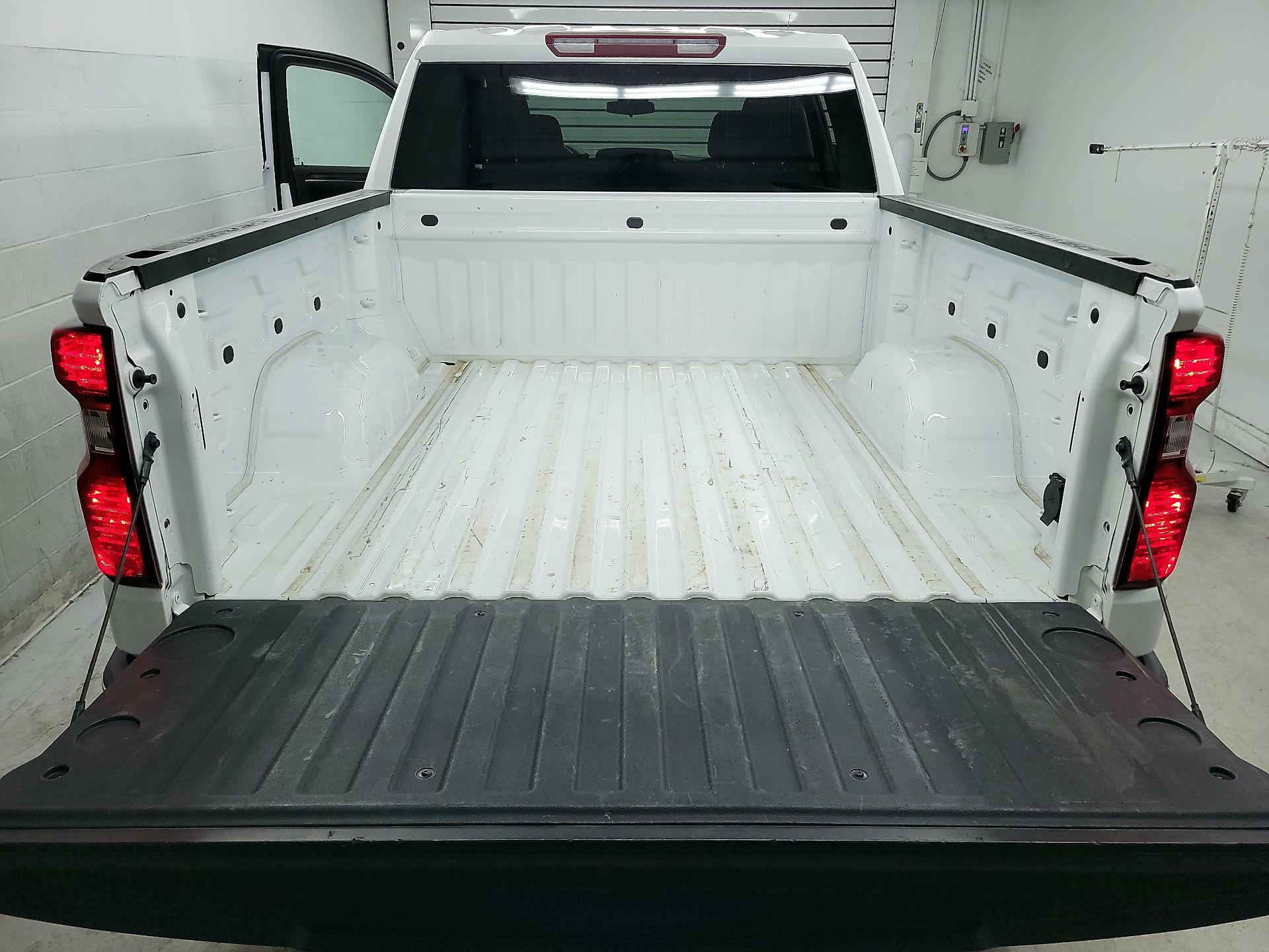 Thumbnail: 2023 Chevrolet Silverado 1500 - 18