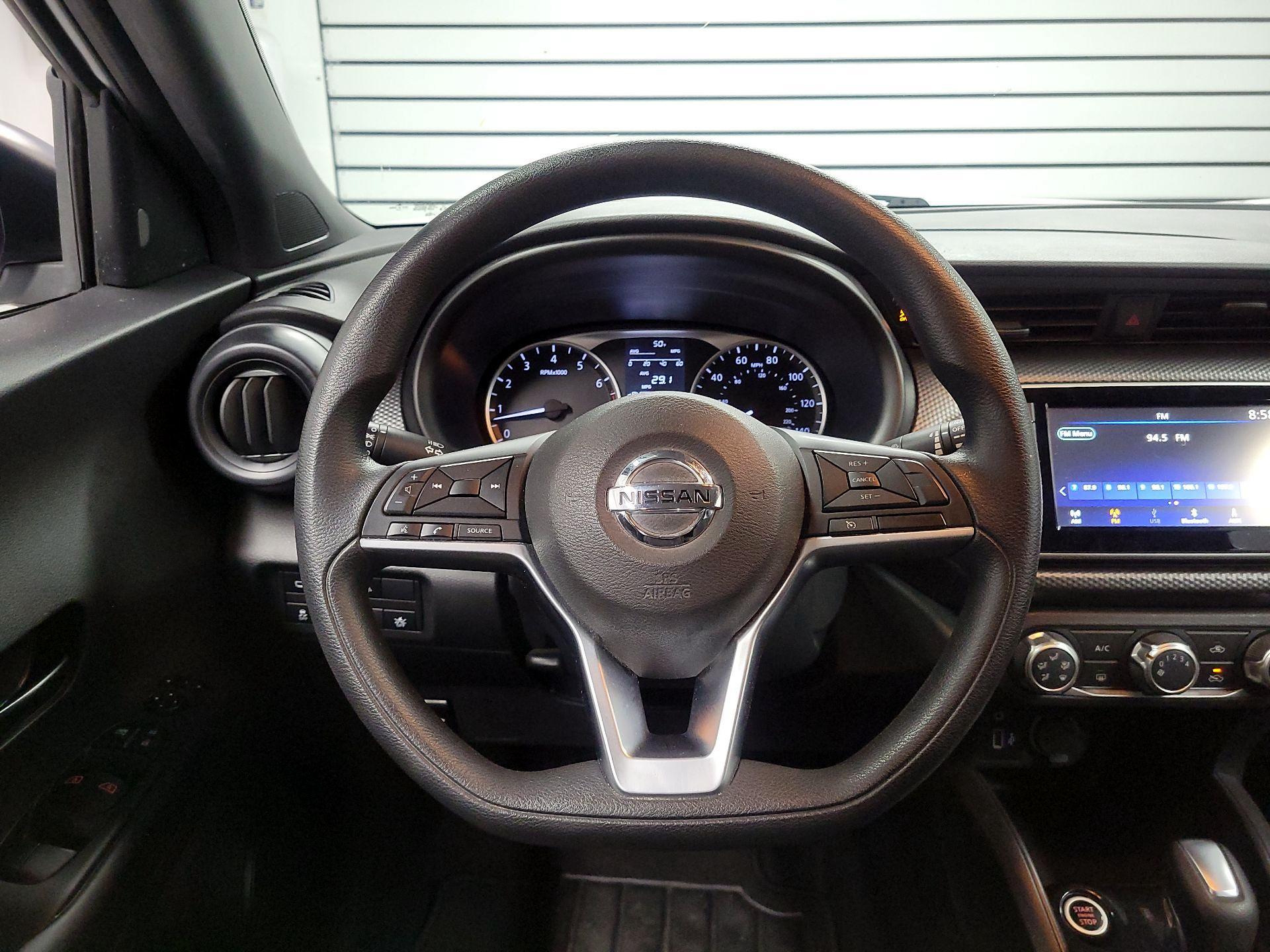 Thumbnail: 2020 Nissan Kicks - 10