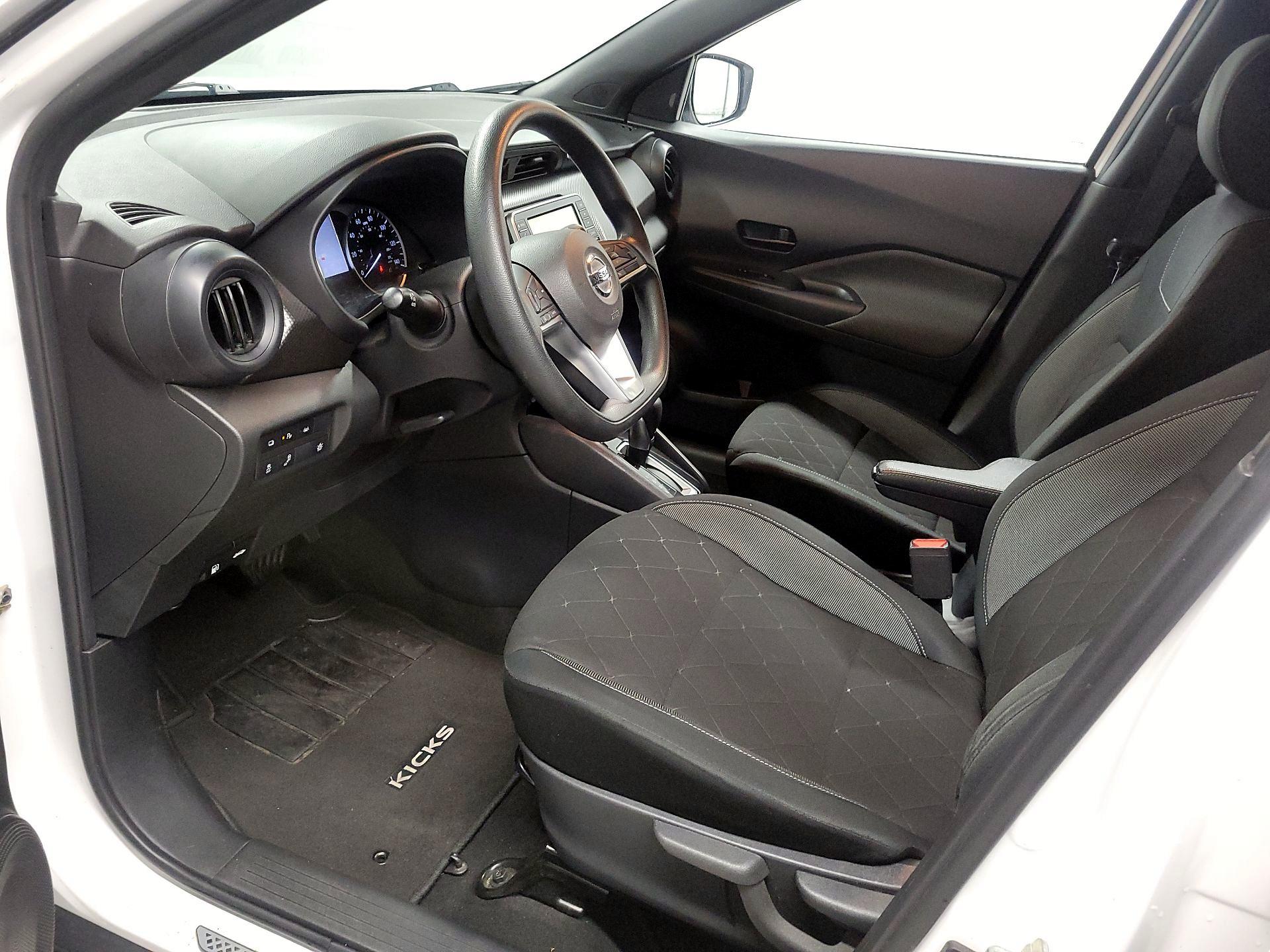 Thumbnail: 2020 Nissan Kicks - 11