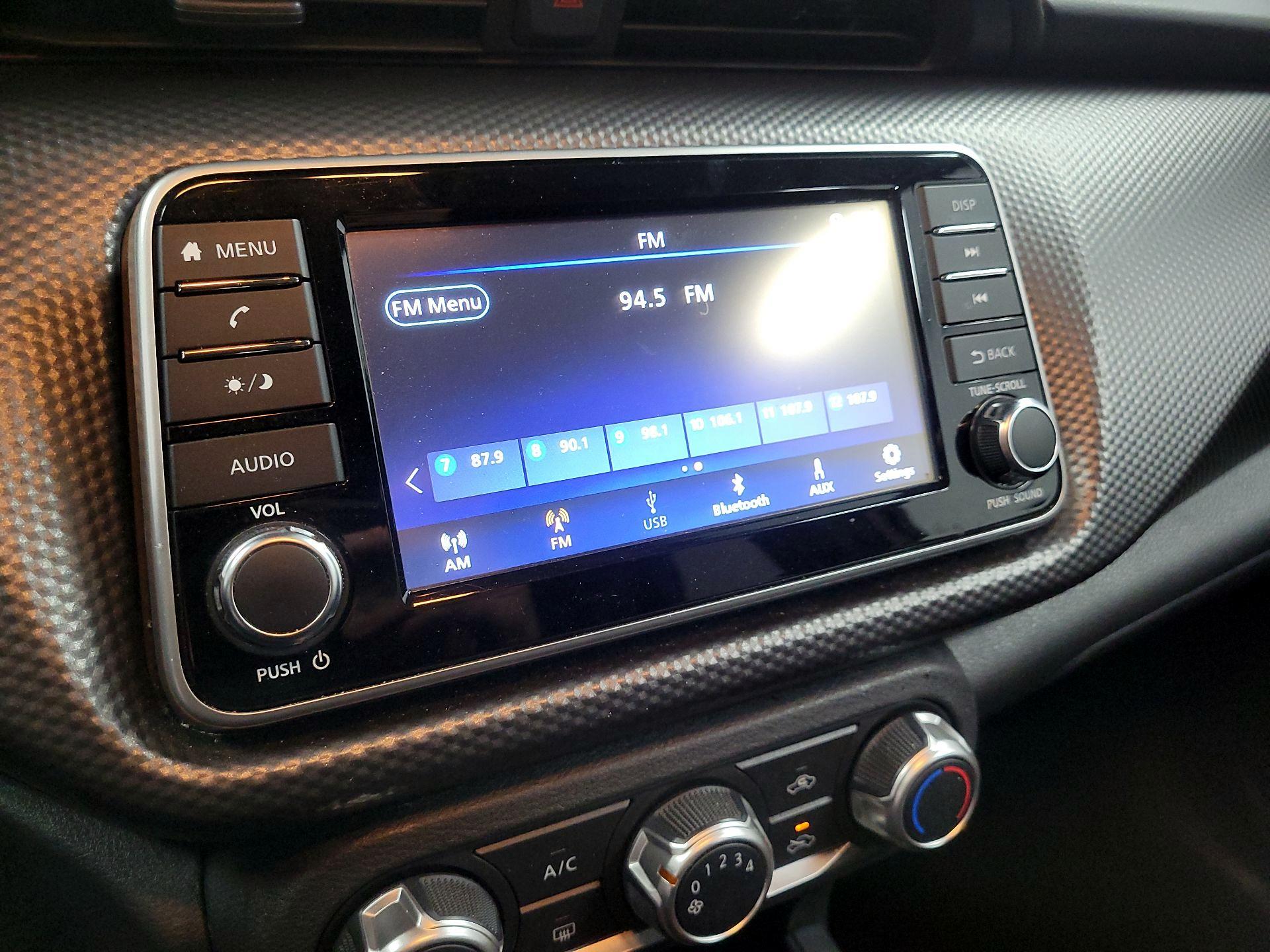 Thumbnail: 2020 Nissan Kicks - 14