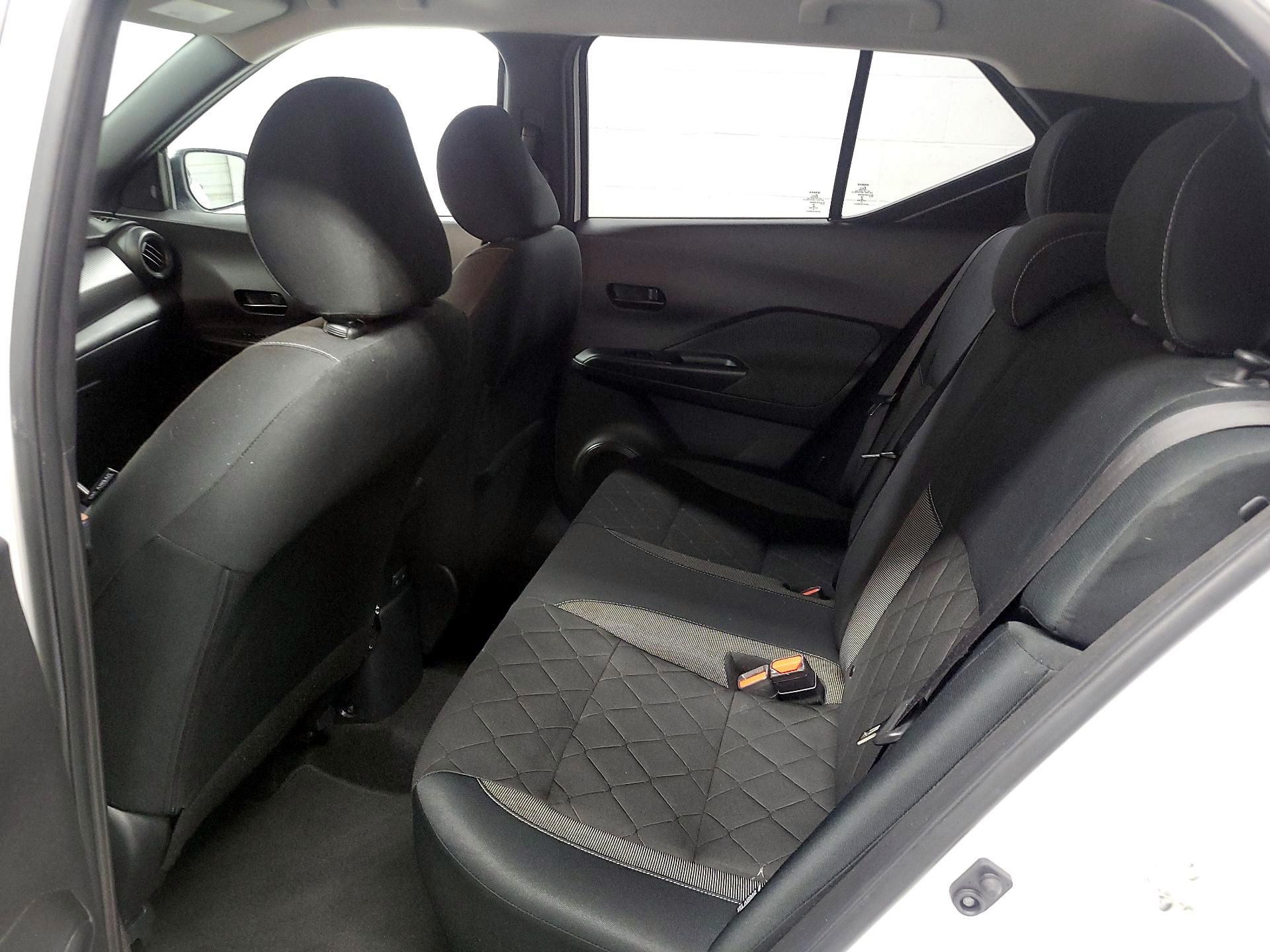 Thumbnail: 2020 Nissan Kicks - 17