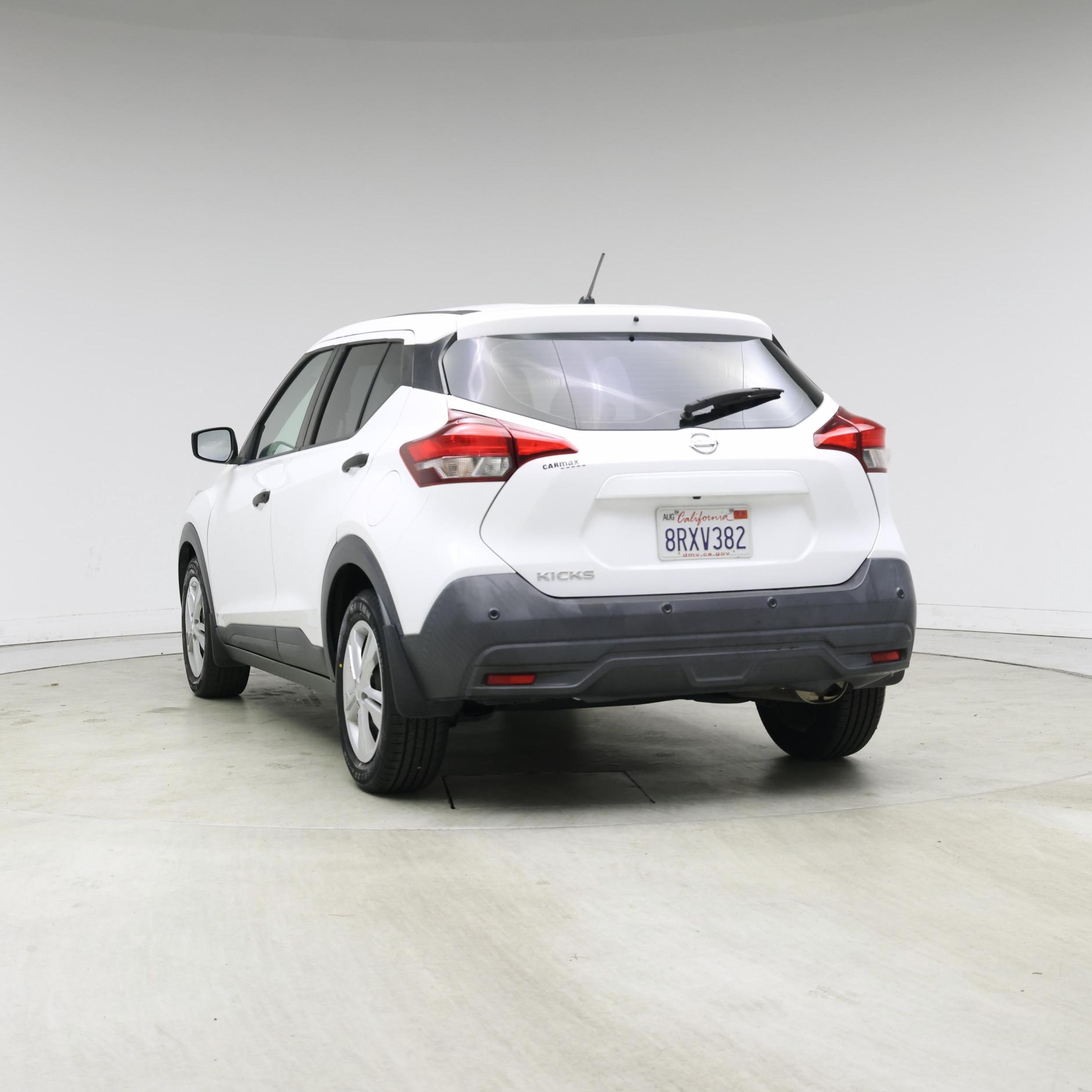 Thumbnail: 2020 Nissan Kicks - 6