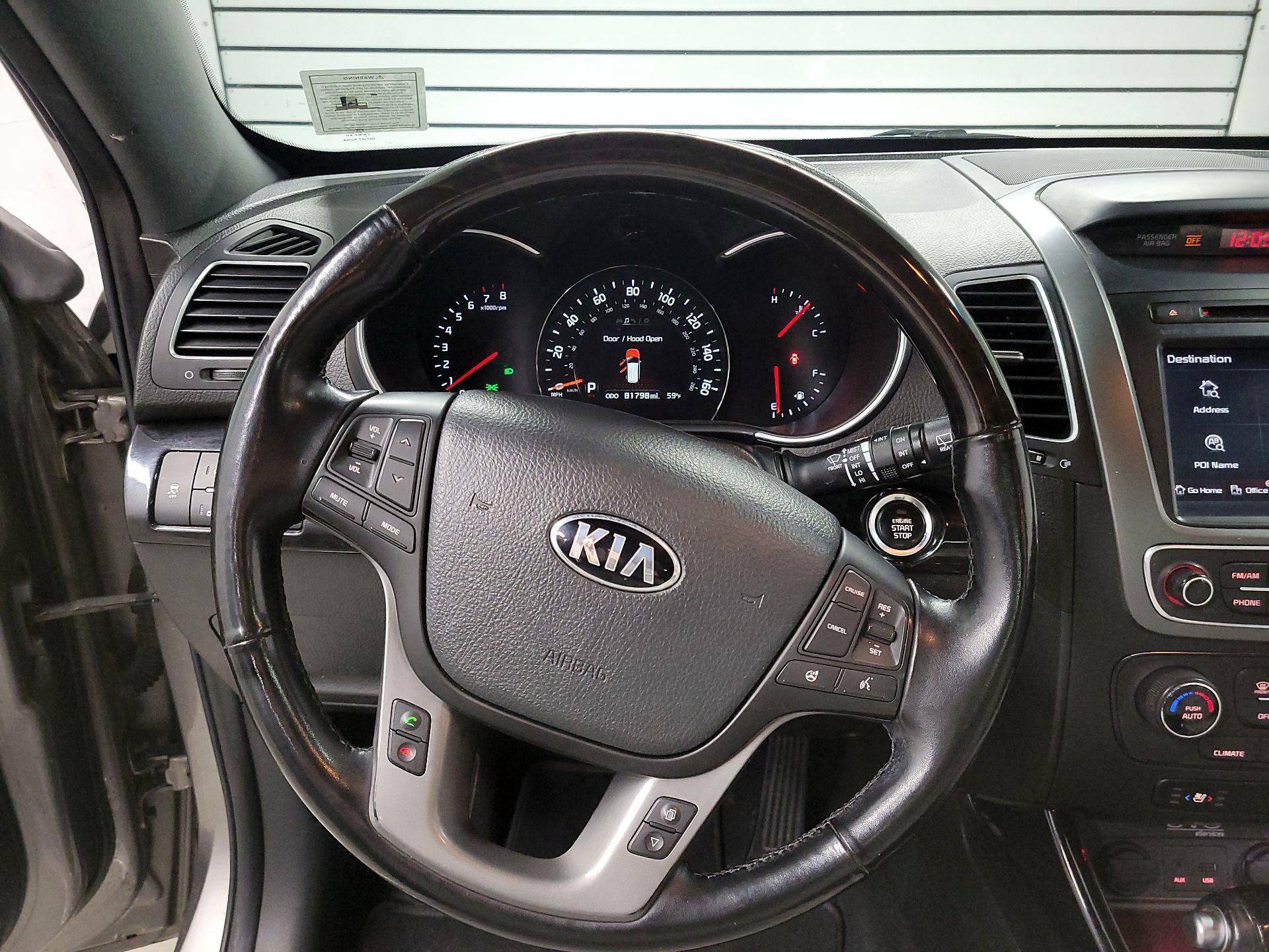 Thumbnail: 2015 Kia Sorento - 10