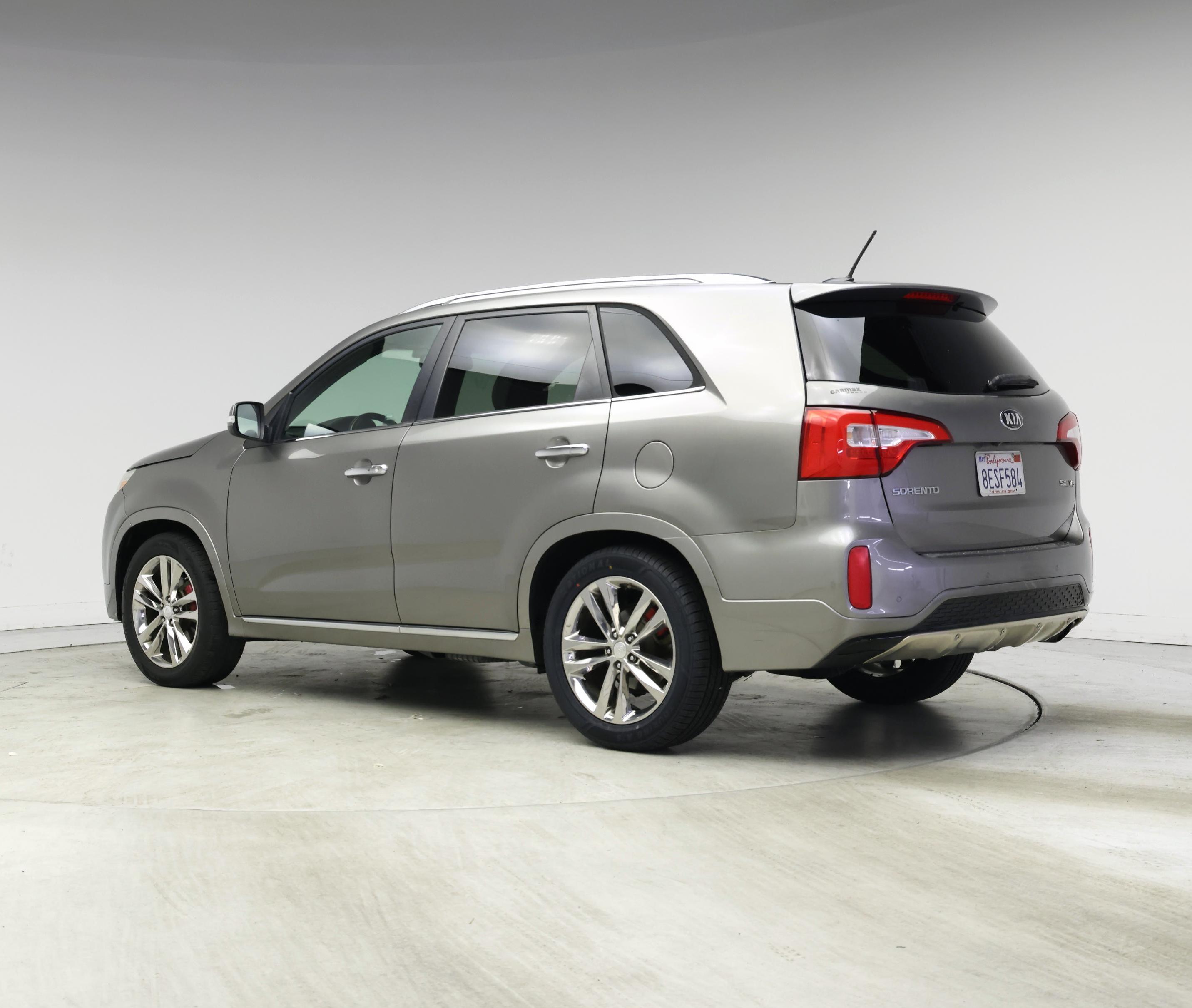 Thumbnail: 2015 Kia Sorento - 2