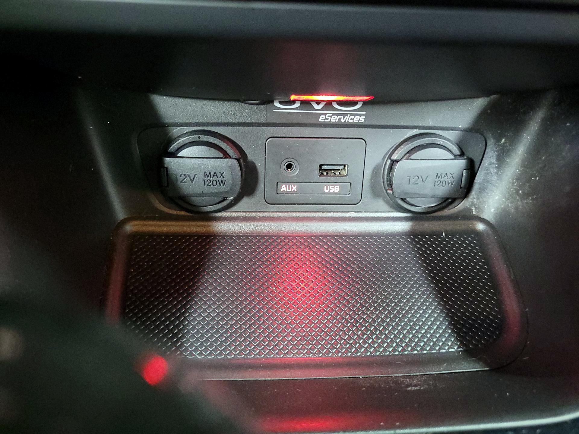 Thumbnail: 2015 Kia Sorento - 19