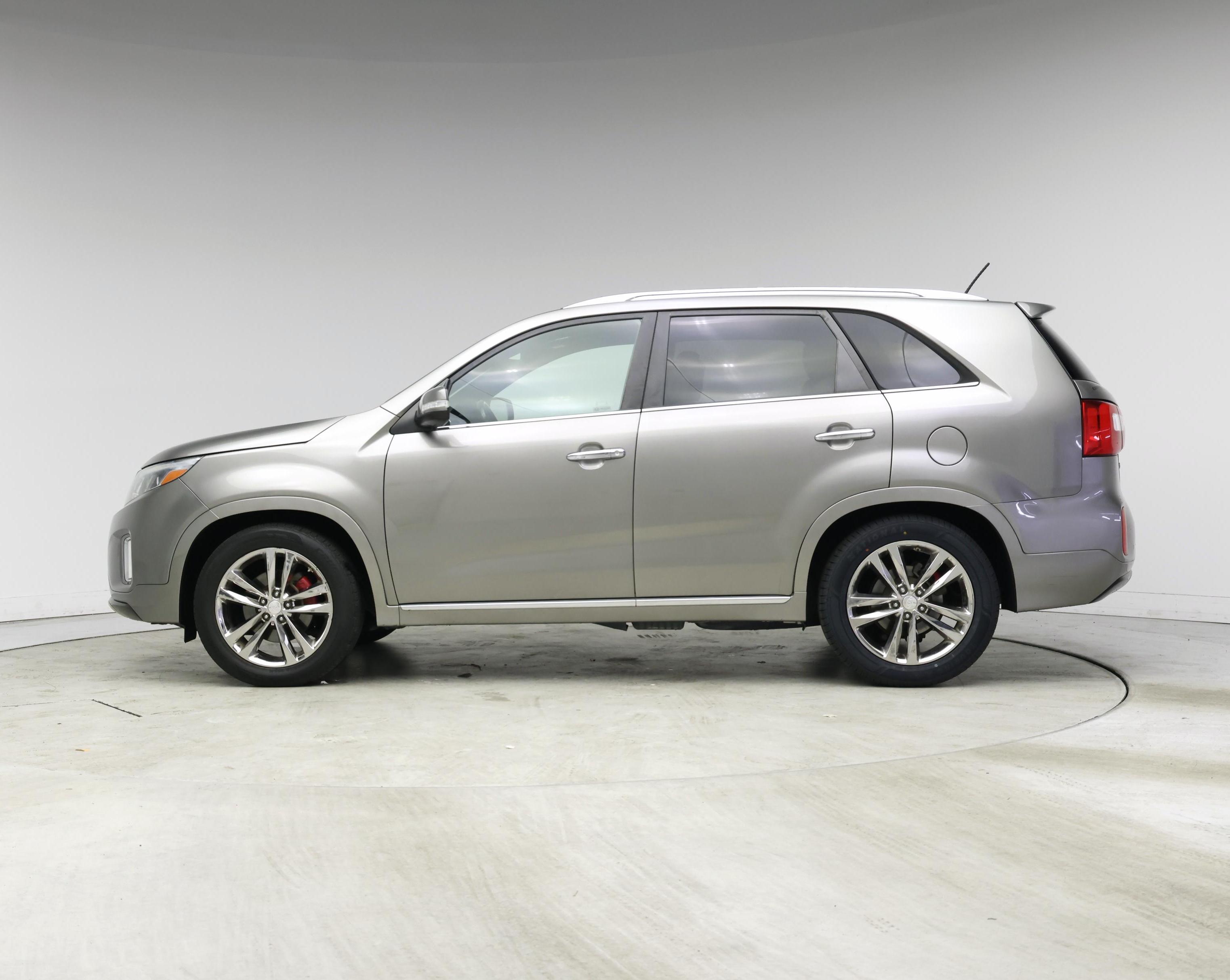 Thumbnail: 2015 Kia Sorento - 3