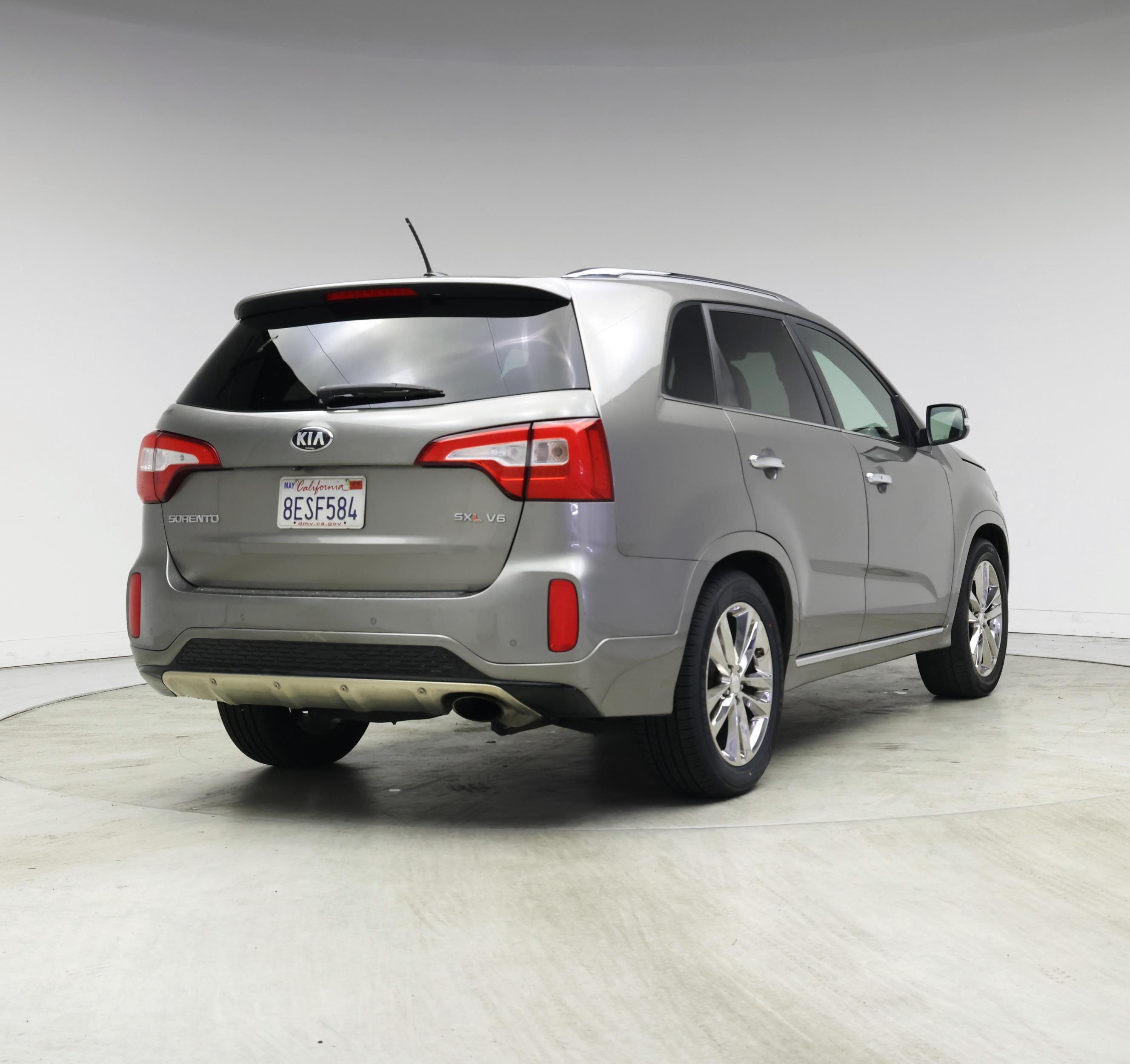 Thumbnail: 2015 Kia Sorento - 8