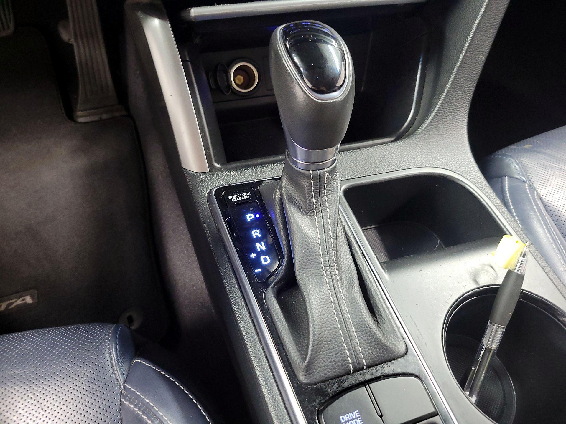 Thumbnail: 2016 Hyundai Sonata - 17