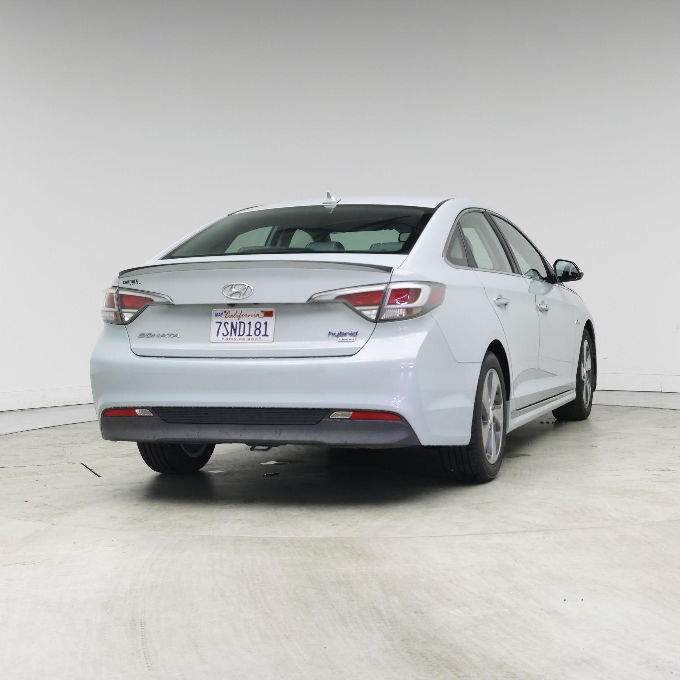 Thumbnail: 2016 Hyundai Sonata - 8