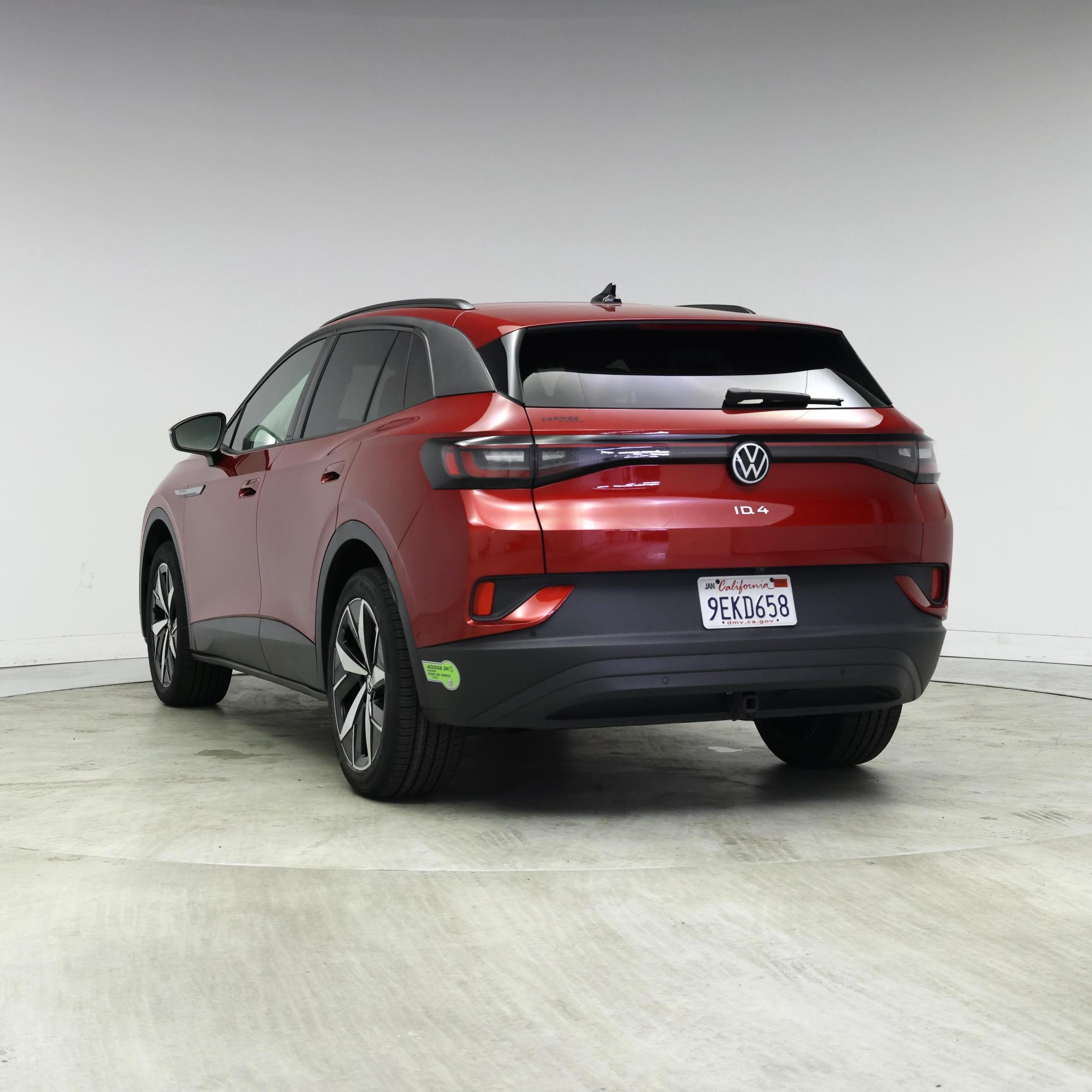 Thumbnail: 2023 Volkswagen ID.4 - 2