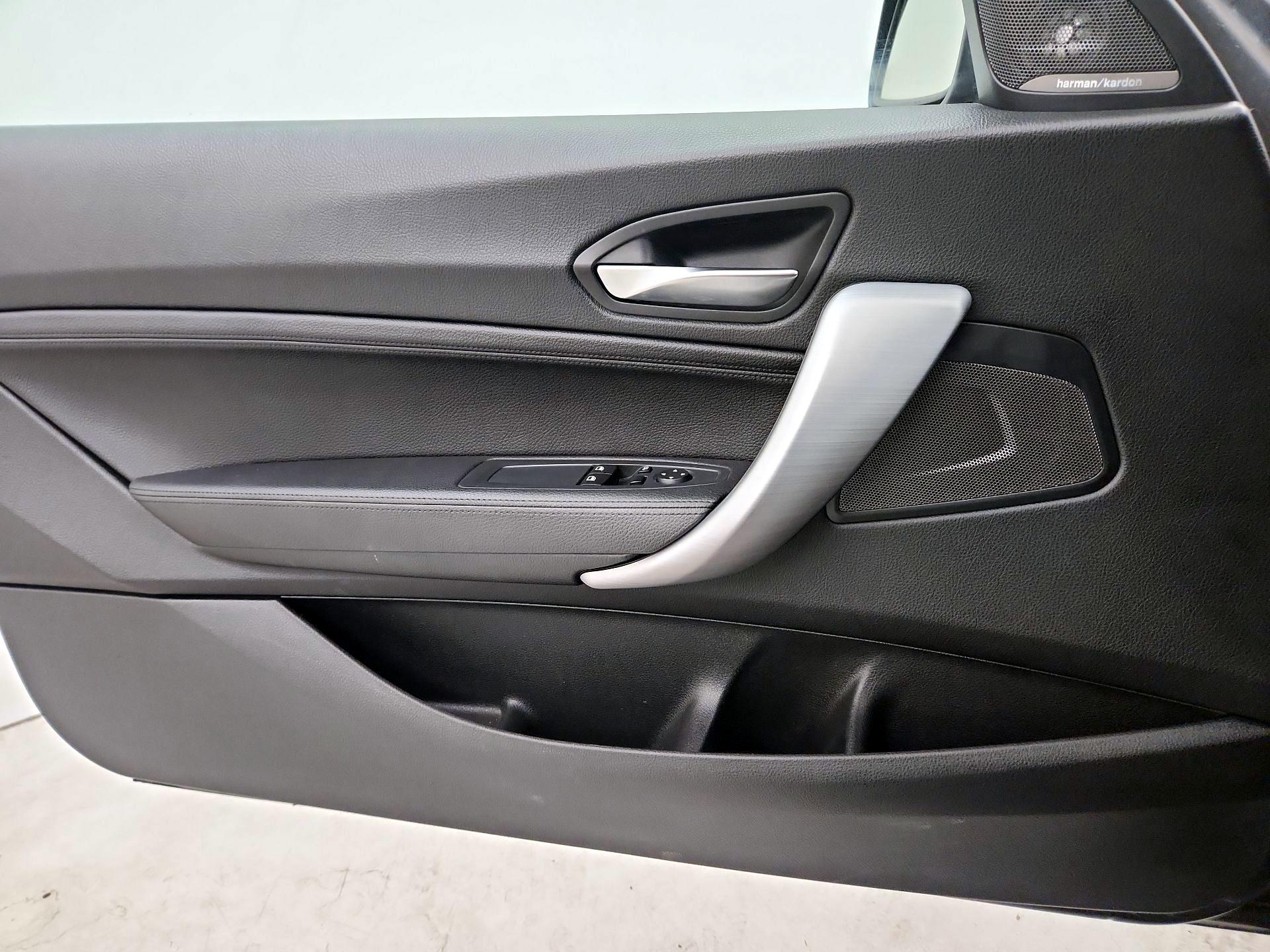 Thumbnail: 2016 BMW 2 Series - 12