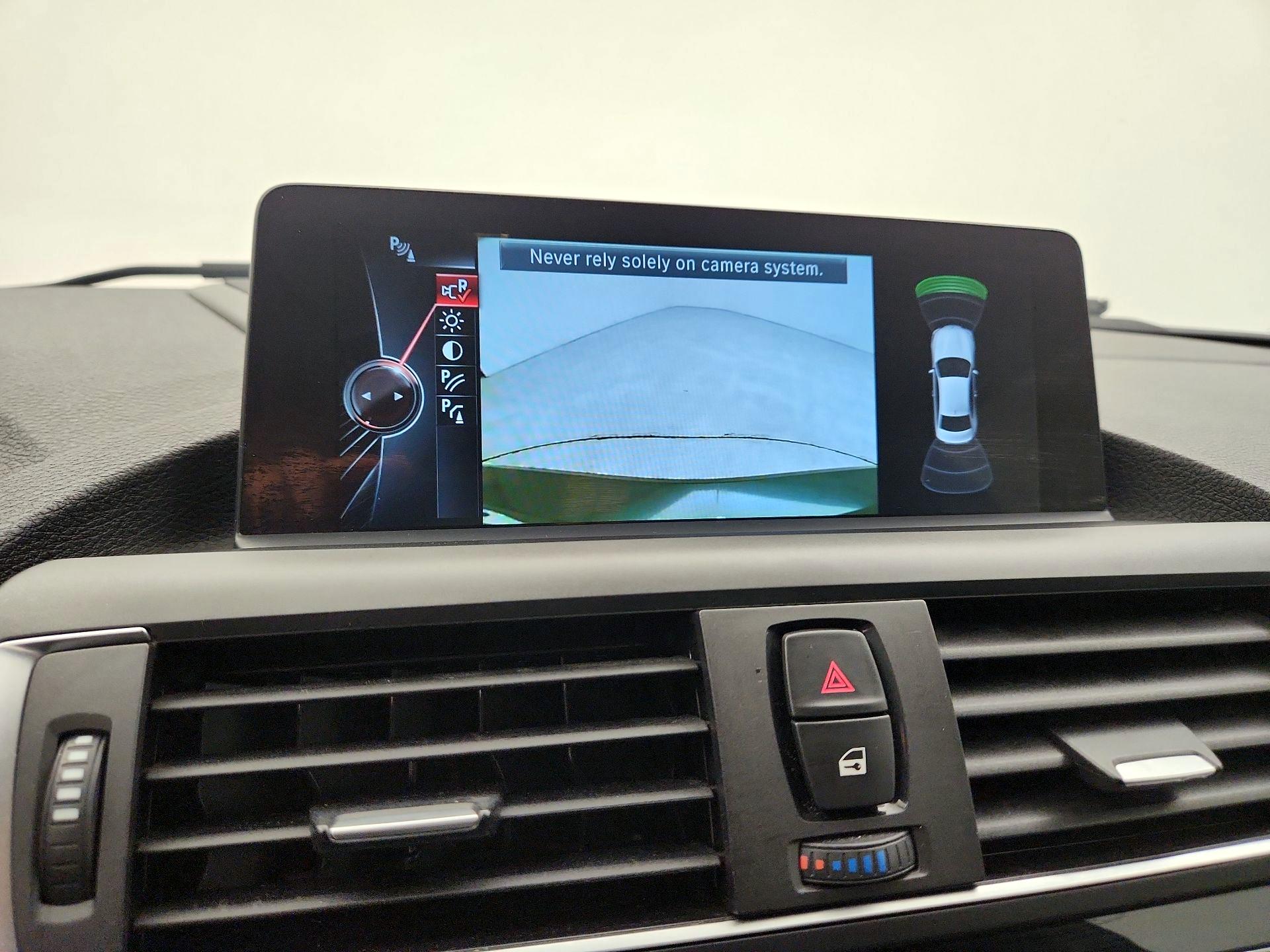 Thumbnail: 2016 BMW 2 Series - 15