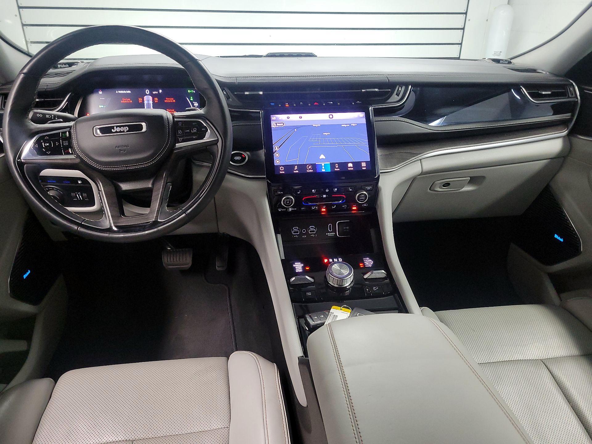 Thumbnail: 2022 Jeep Grand Cherokee - 9