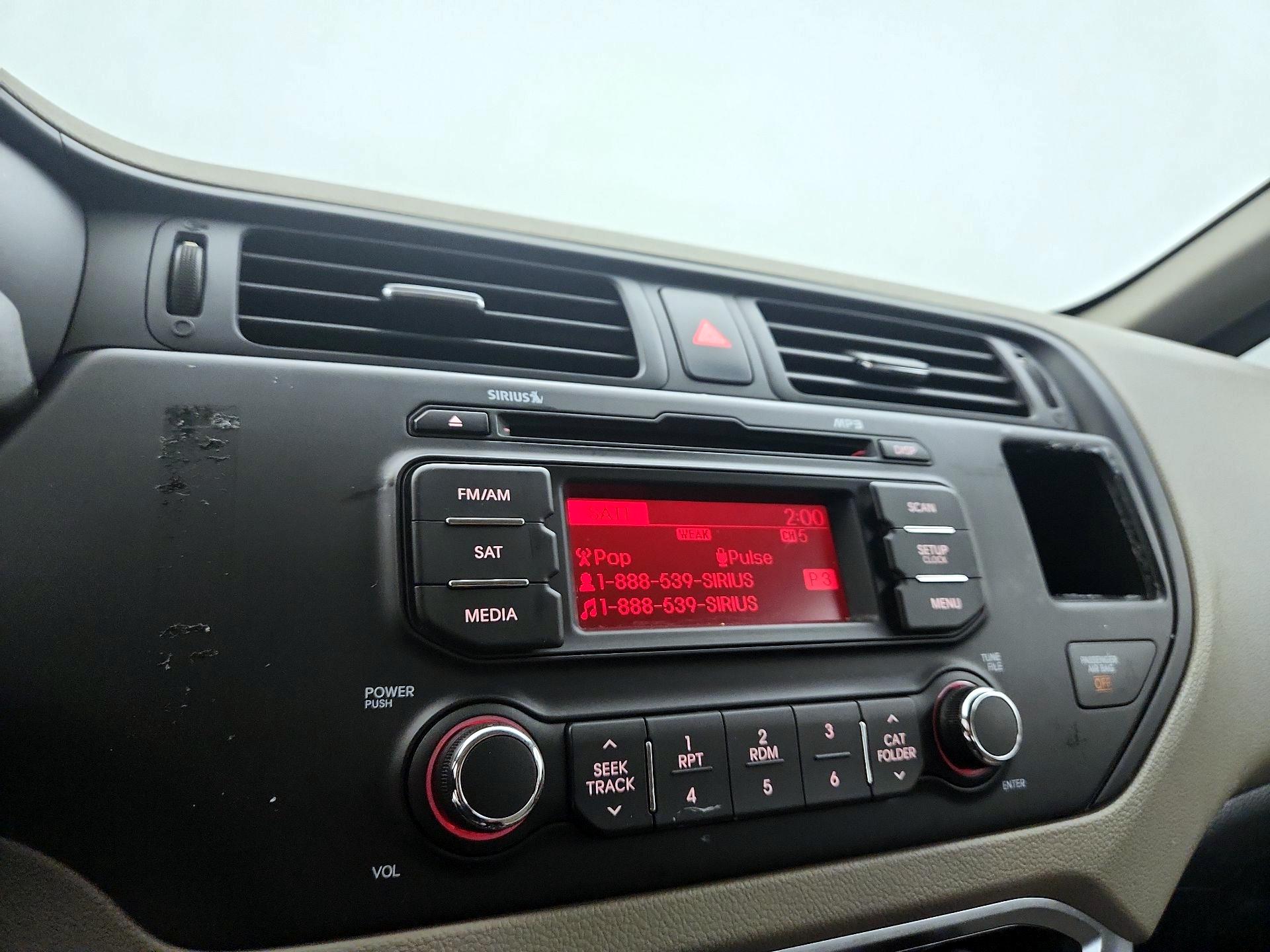 Thumbnail: 2014 Kia Rio5 - 14