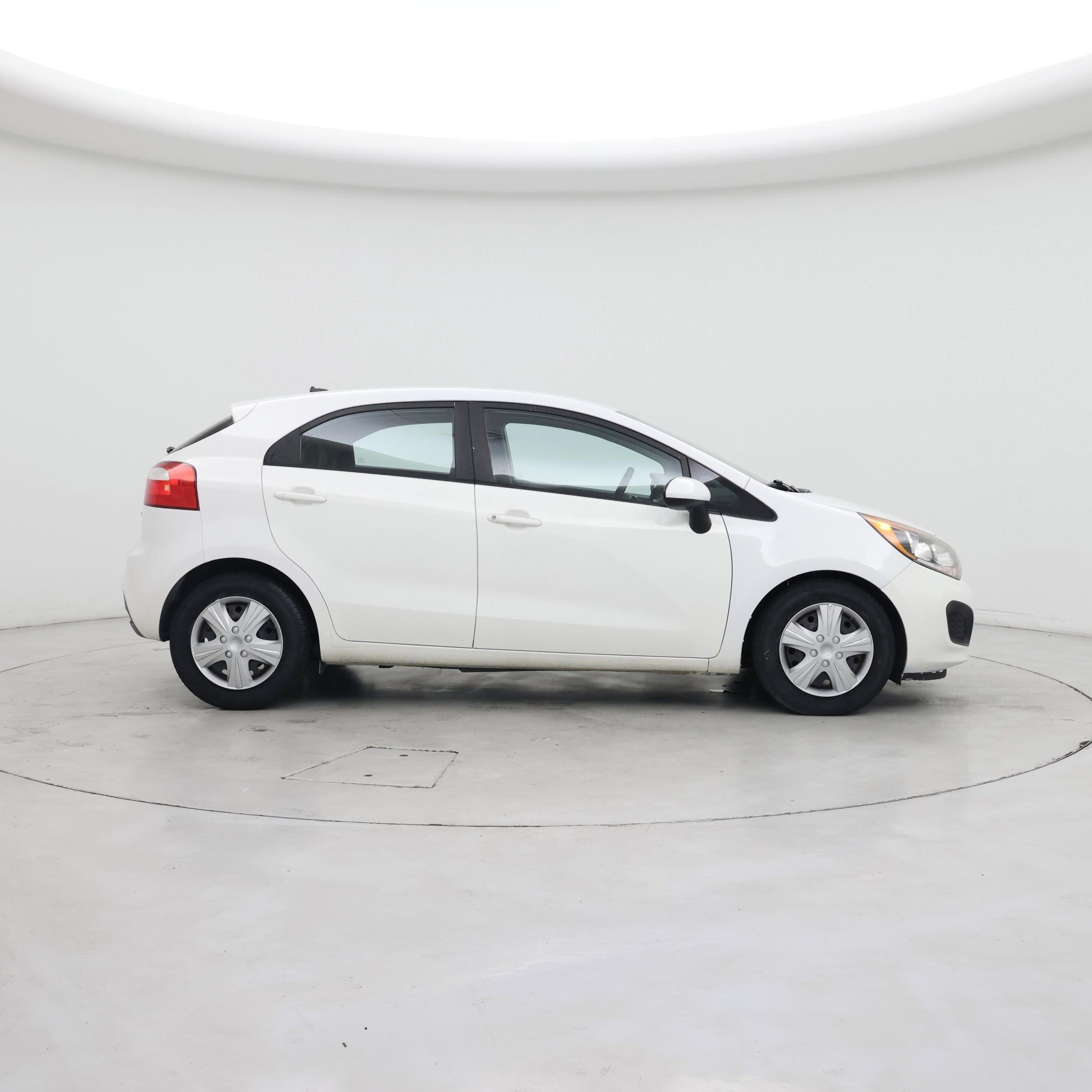 Thumbnail: 2014 Kia Rio5 - 7
