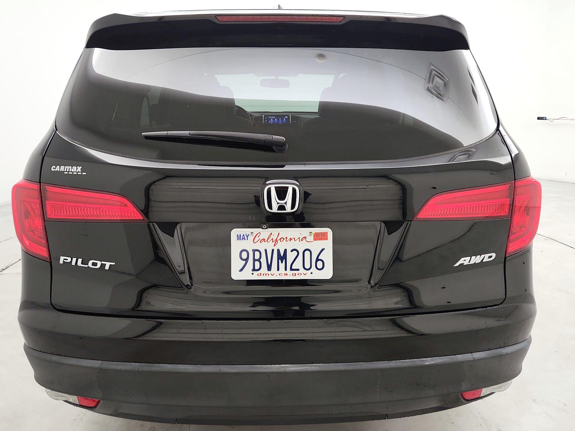 Thumbnail: 2017 Honda Pilot - 6