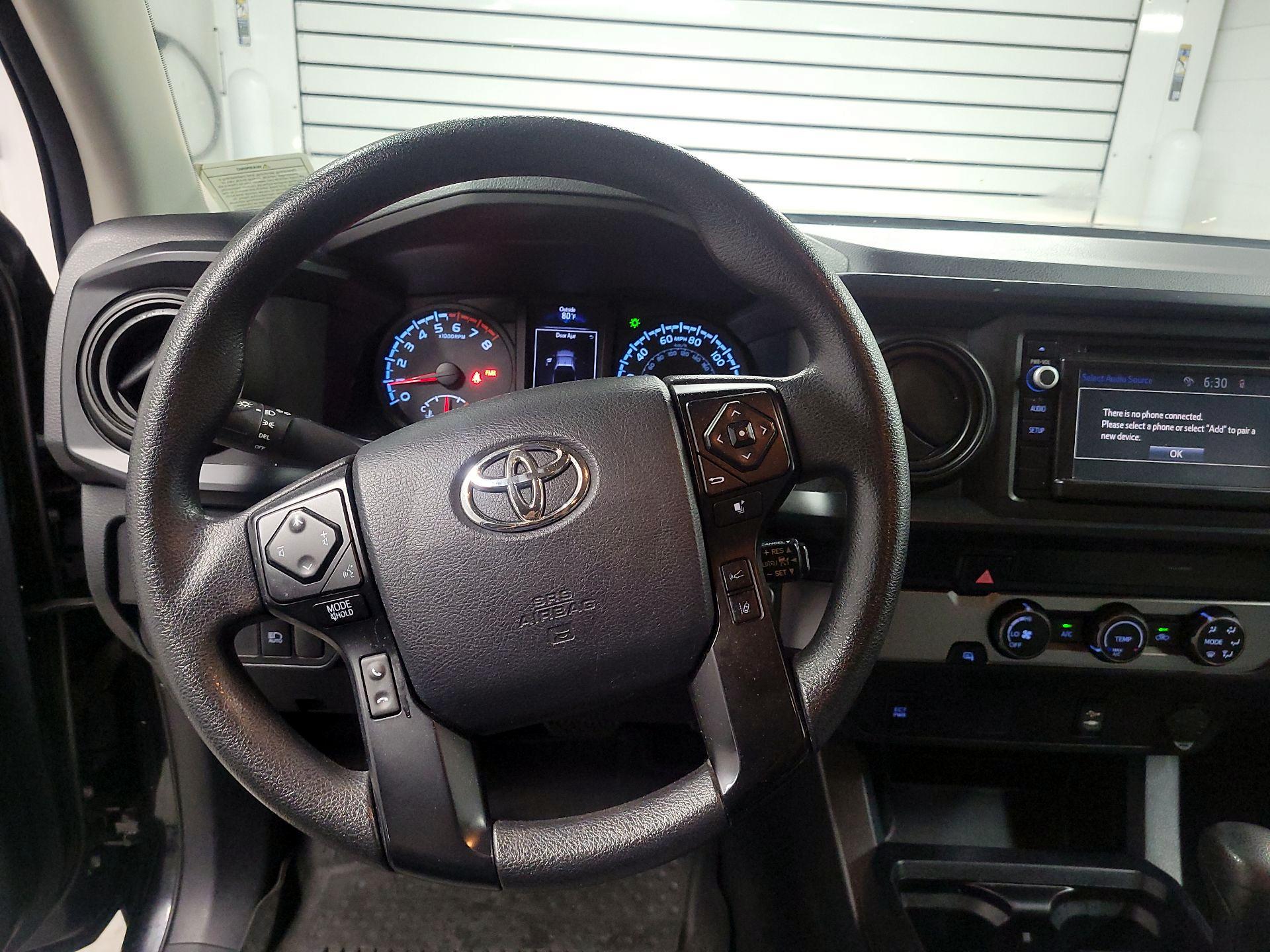 Thumbnail: 2019 Toyota Tacoma - 10
