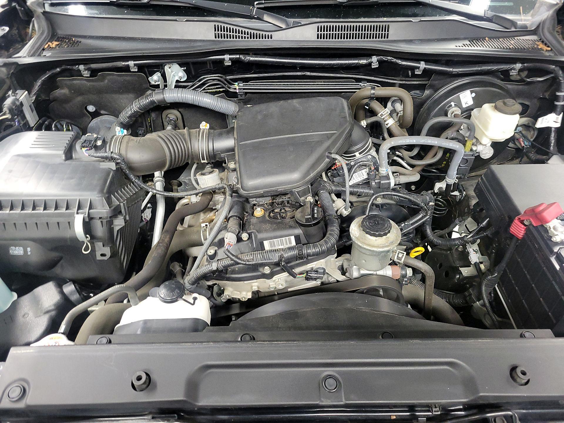 Thumbnail: 2019 Toyota Tacoma - 17