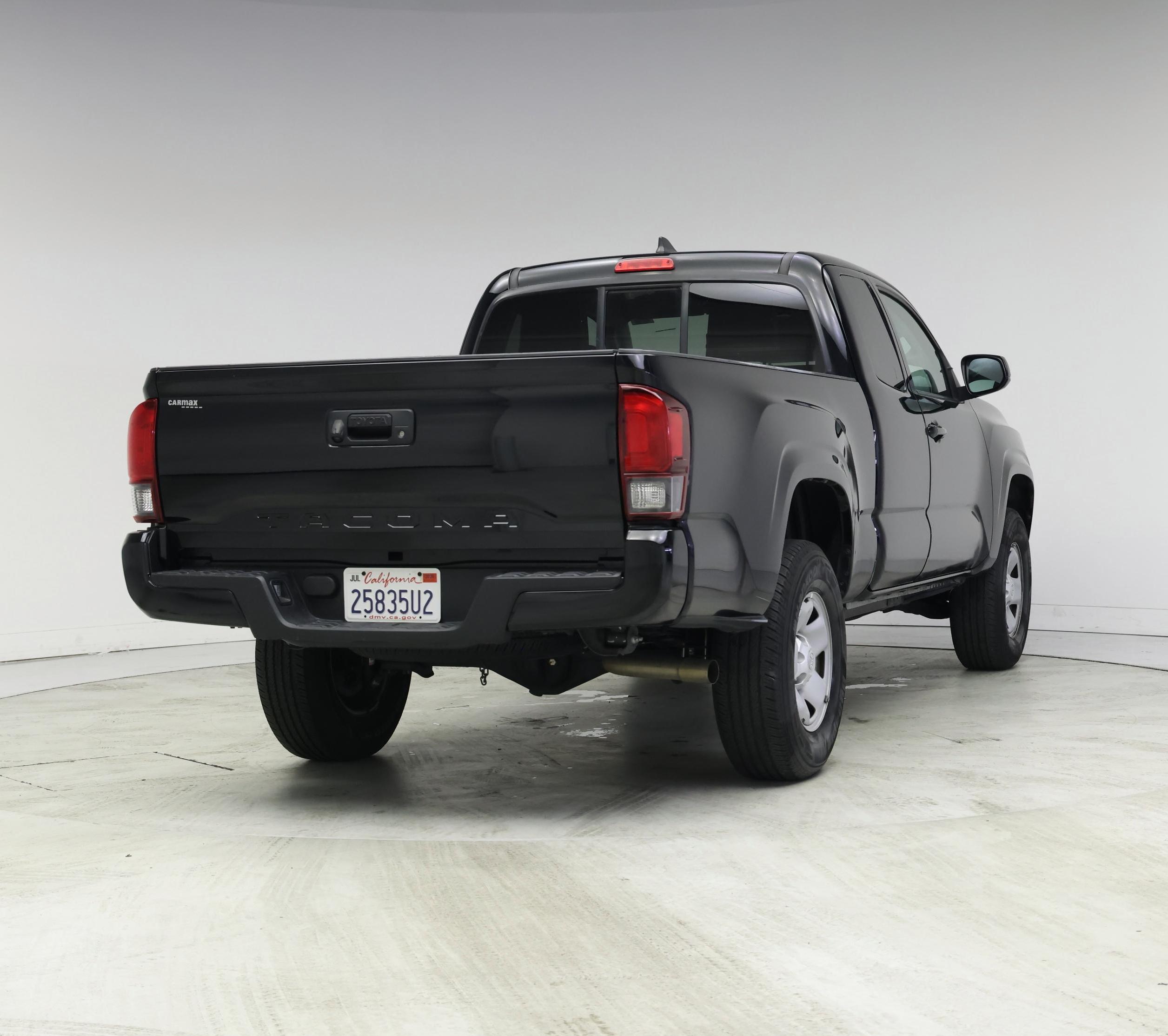 Thumbnail: 2019 Toyota Tacoma - 8
