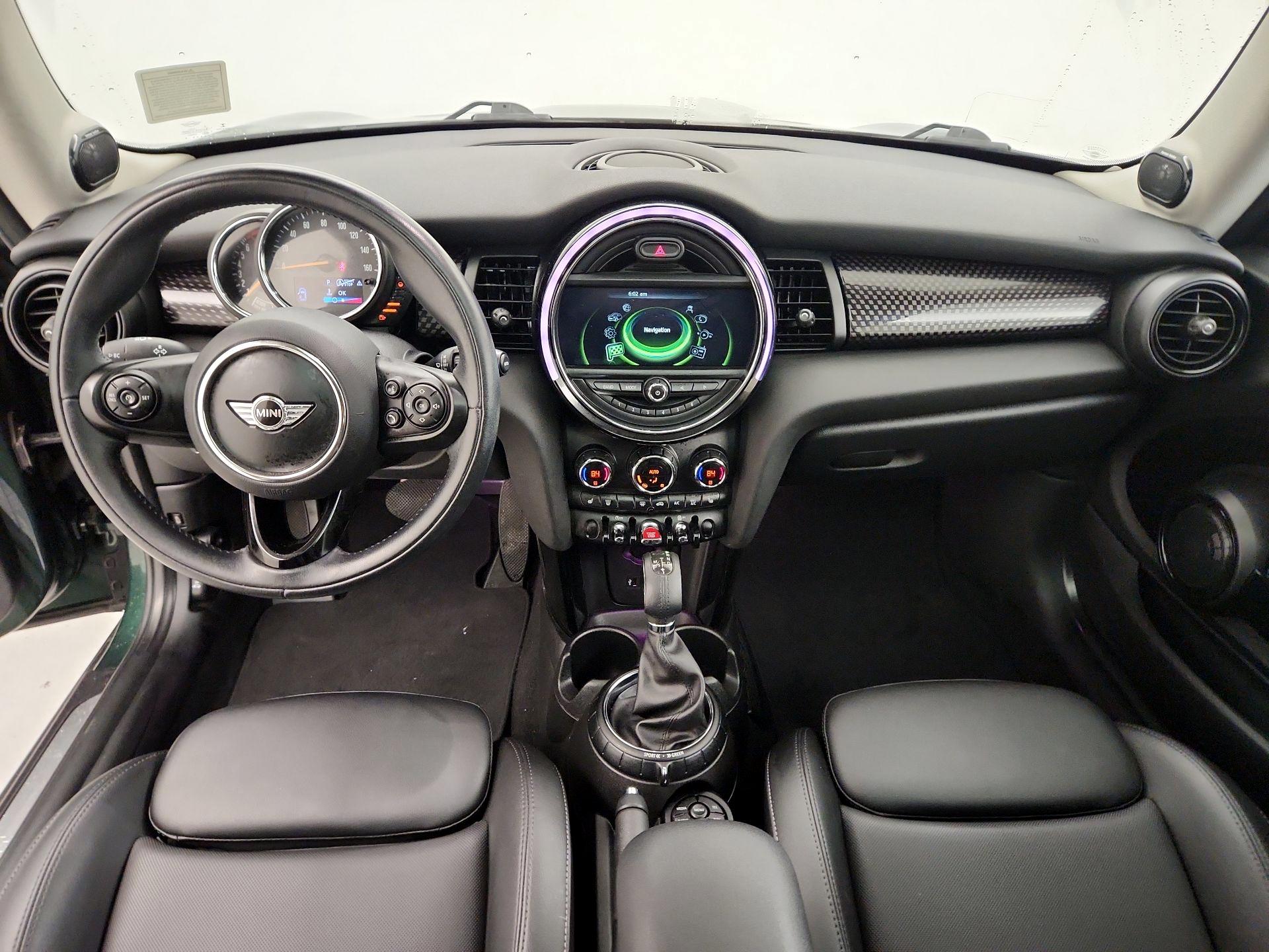 Thumbnail: 2017 MINI Cooper Hardtop - 8