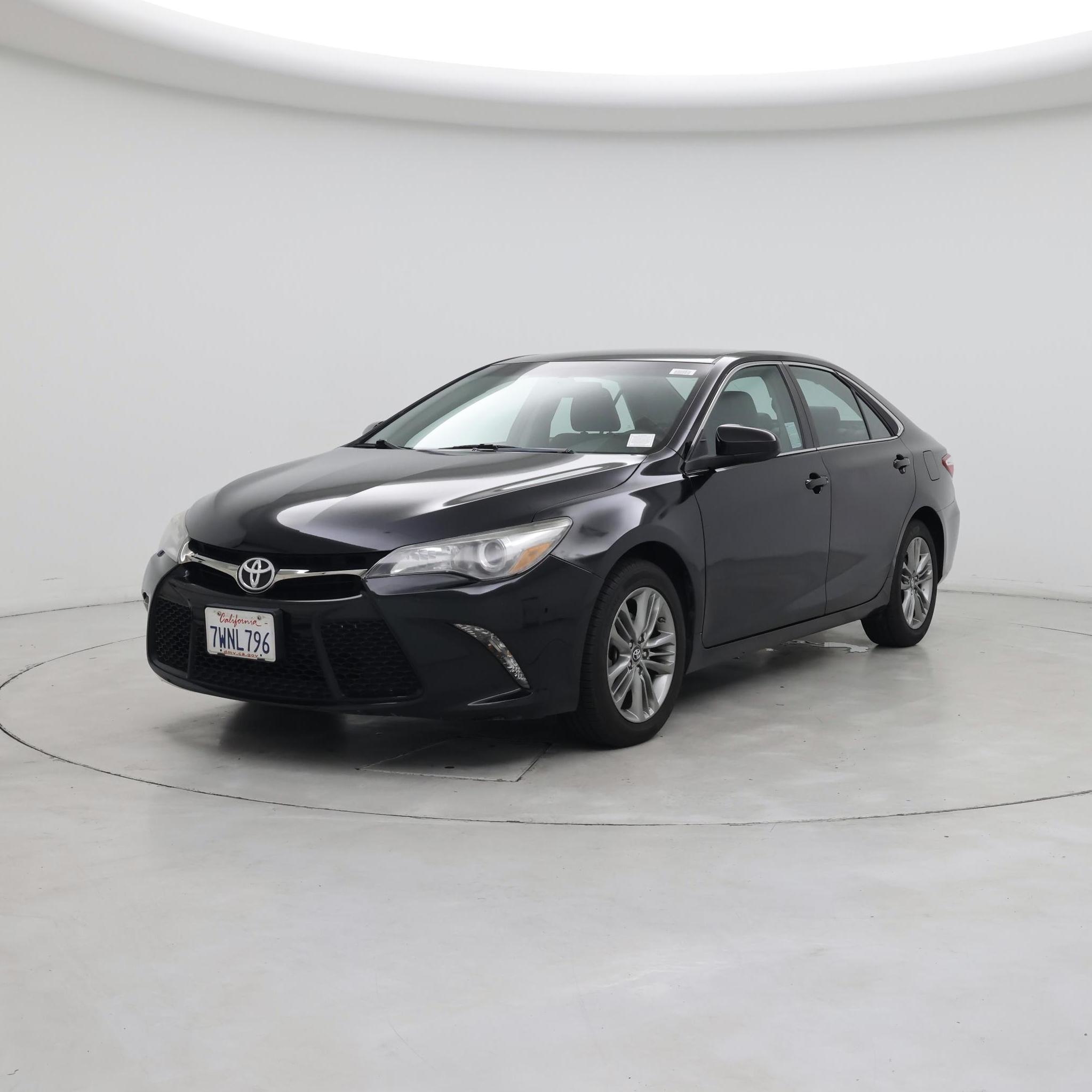 Thumbnail: 2017 Toyota Camry - 4