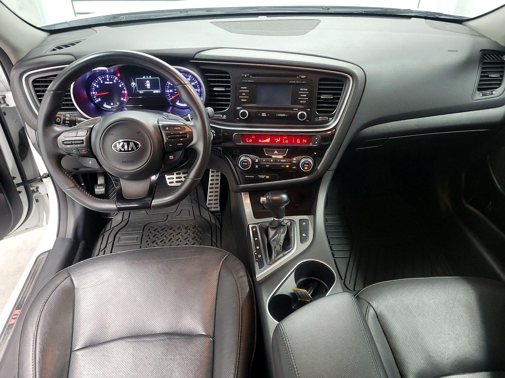 Thumbnail: 2015 Kia Optima - 9