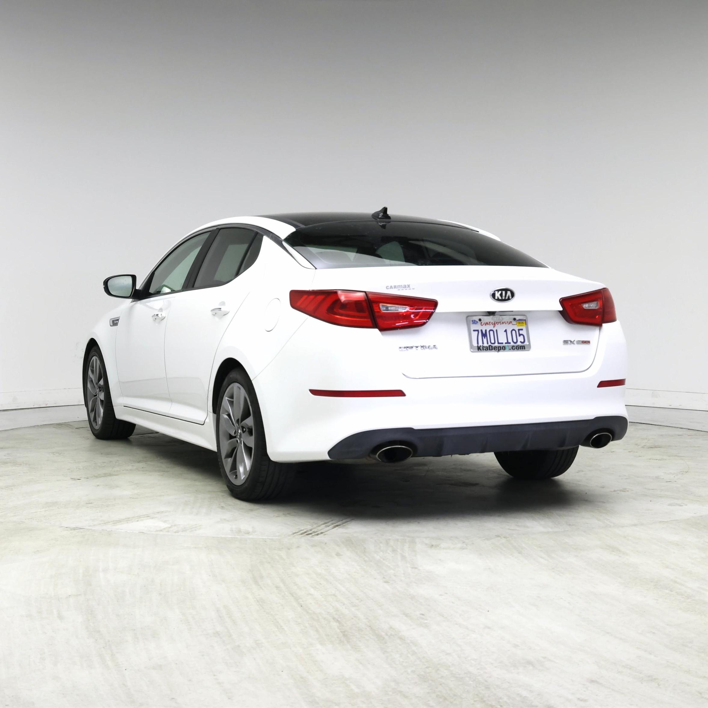 Thumbnail: 2015 Kia Optima - 2