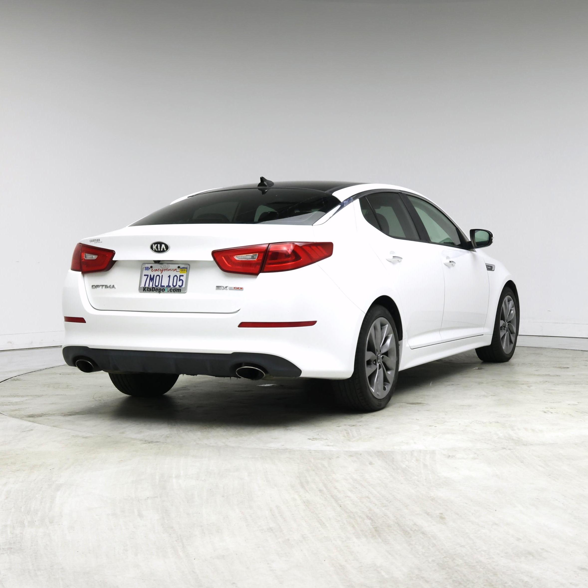 Thumbnail: 2015 Kia Optima - 8