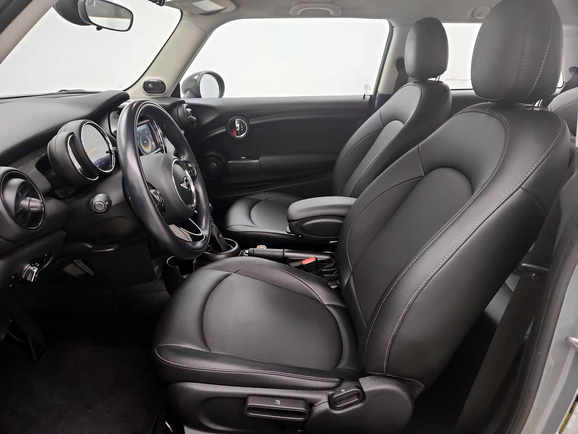 Thumbnail: 2018 MINI Cooper Hardtop - 11