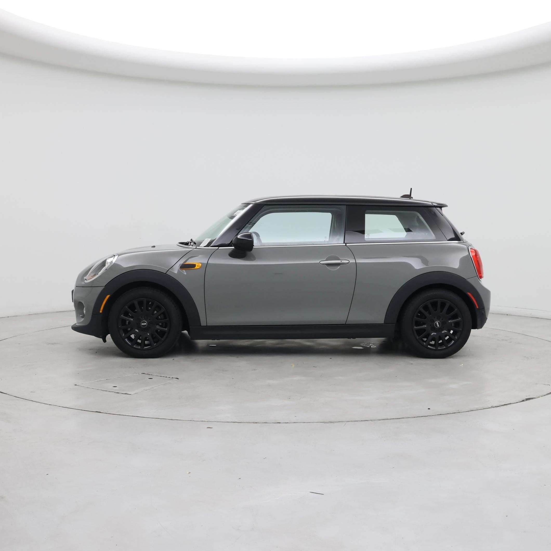 Thumbnail: 2018 MINI Cooper Hardtop - 3