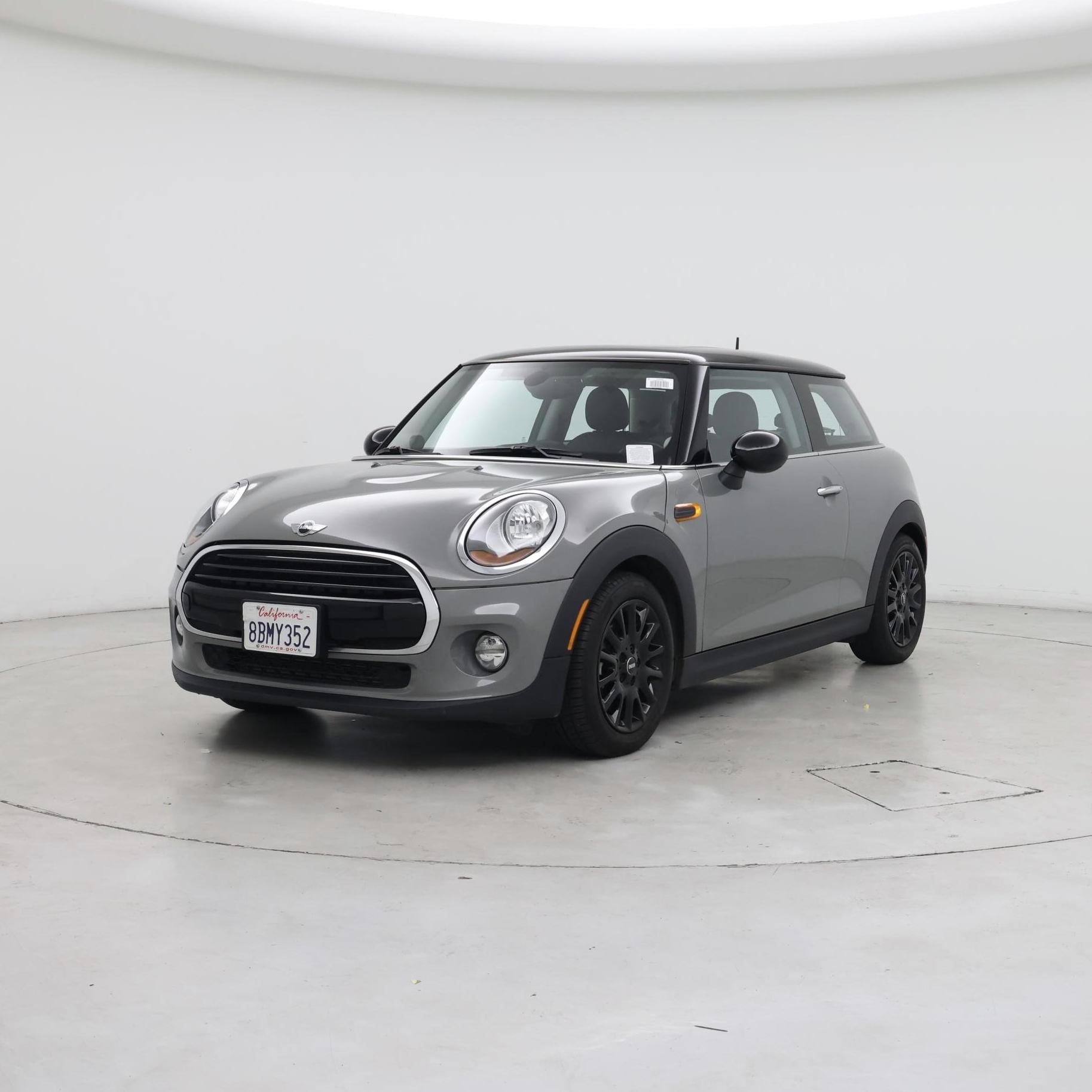 Thumbnail: 2018 MINI Cooper Hardtop - 4