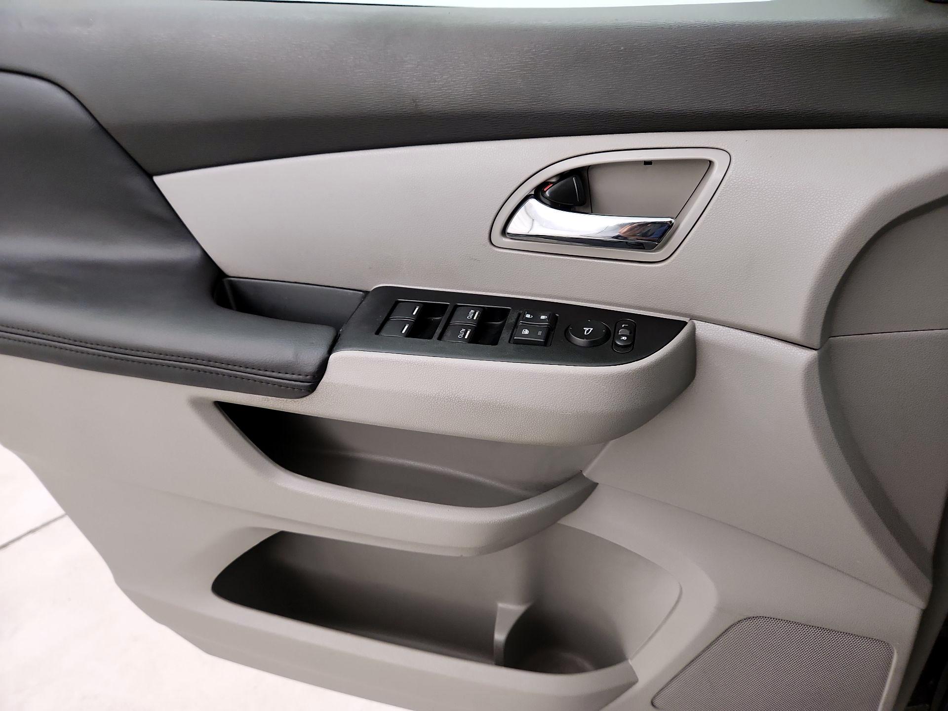 Thumbnail: 2014 Honda Odyssey - 12