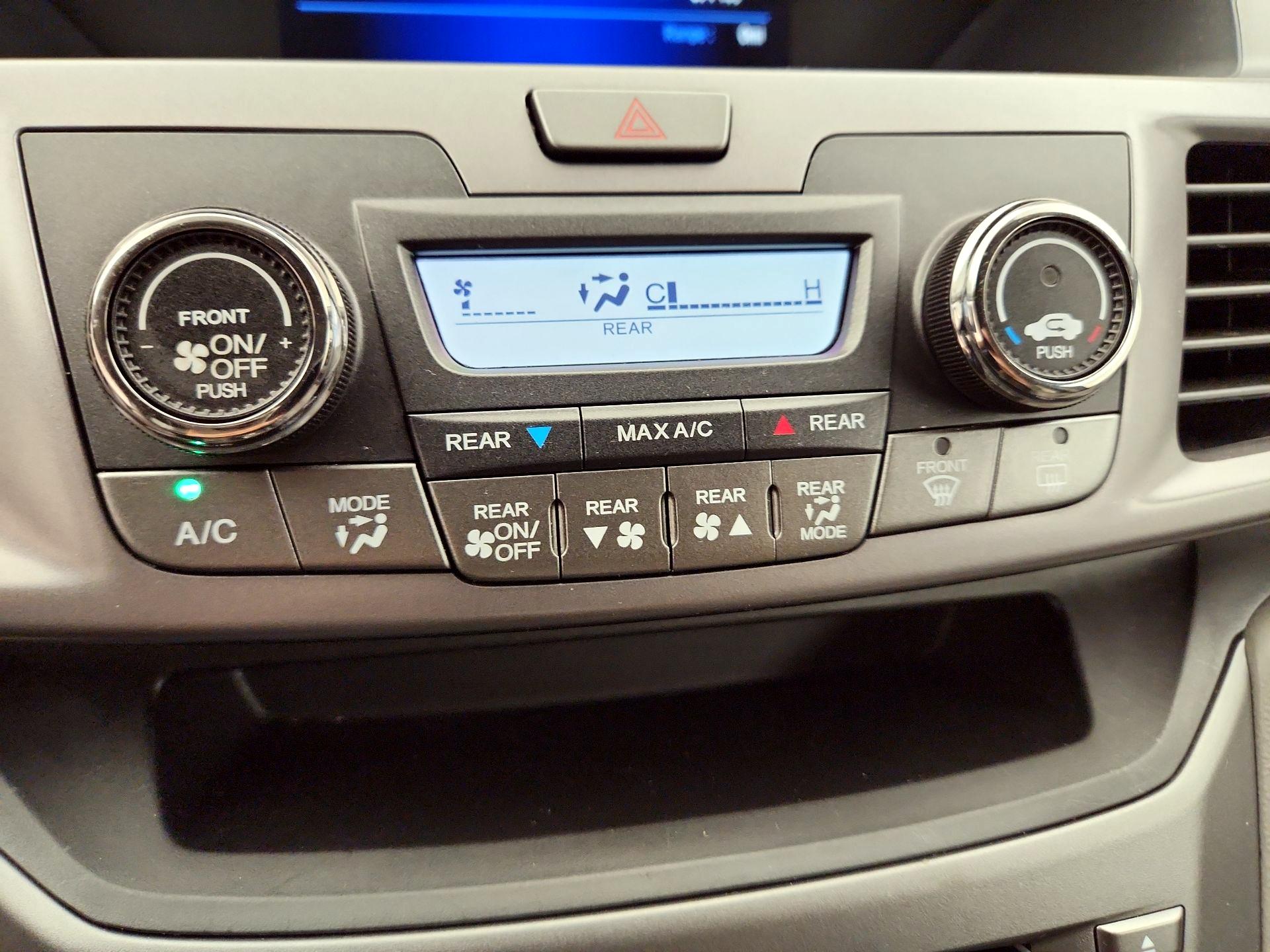 Thumbnail: 2014 Honda Odyssey - 15