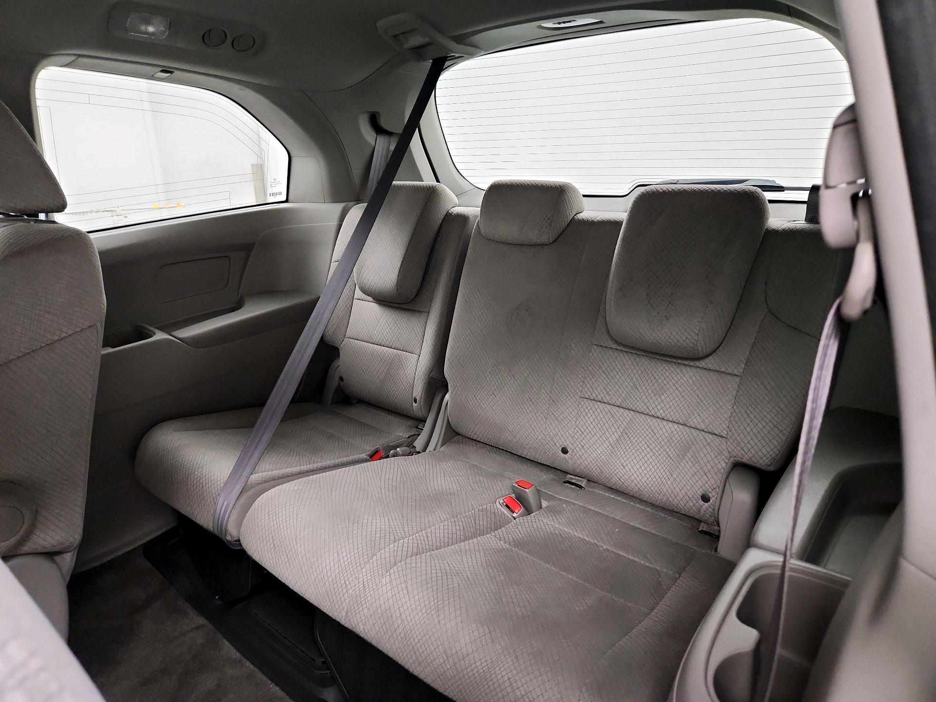 Thumbnail: 2014 Honda Odyssey - 18