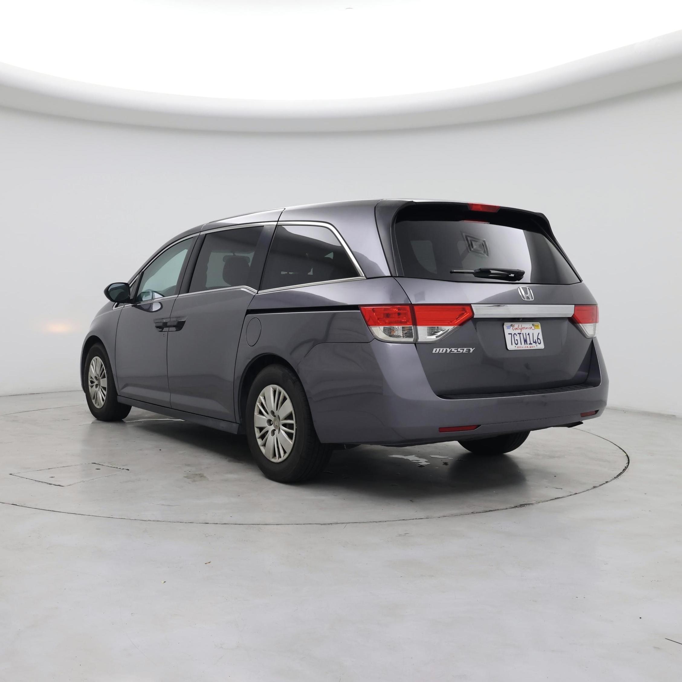 Thumbnail: 2014 Honda Odyssey - 2