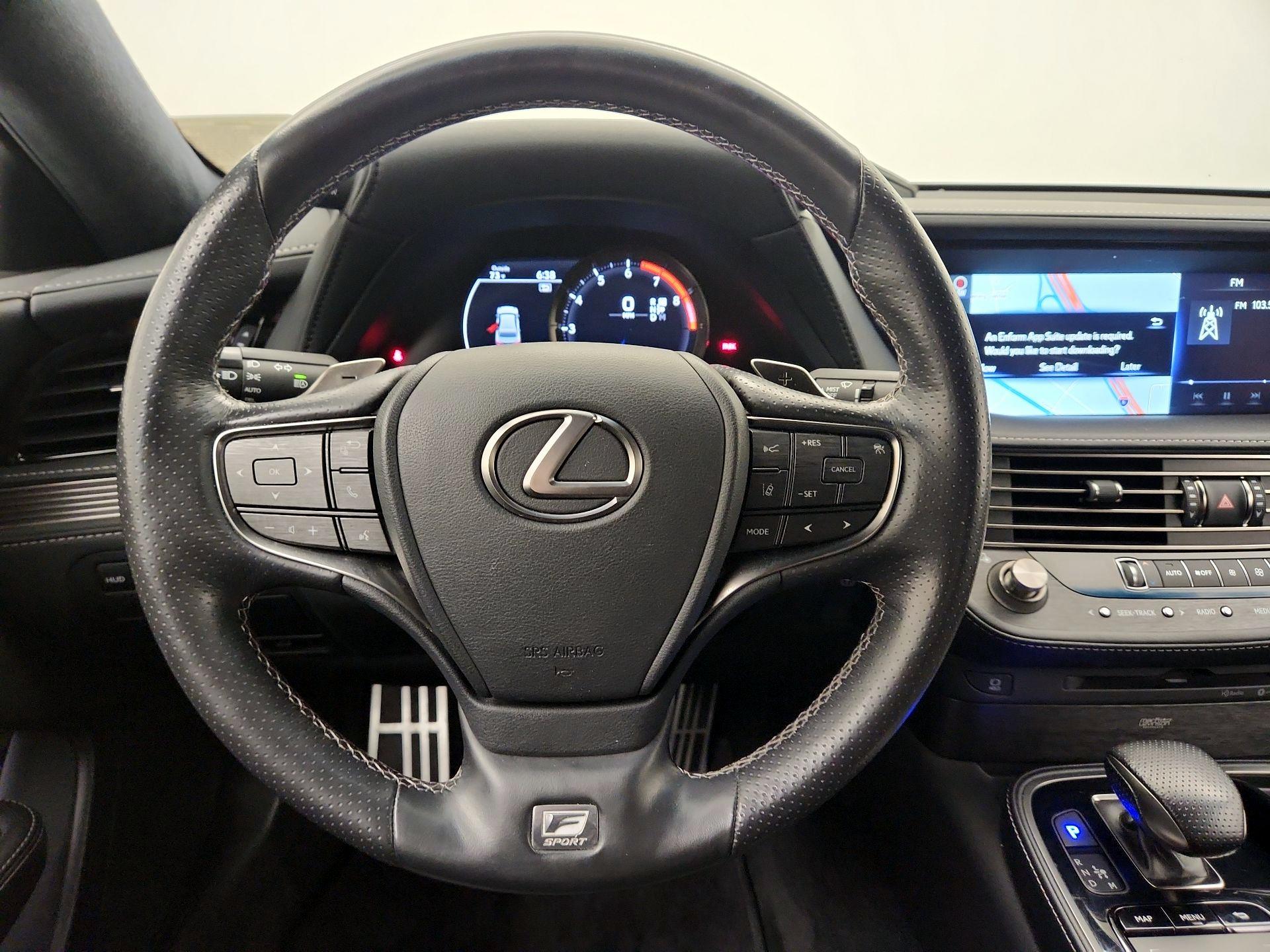 Thumbnail: 2019 Lexus LS - 10