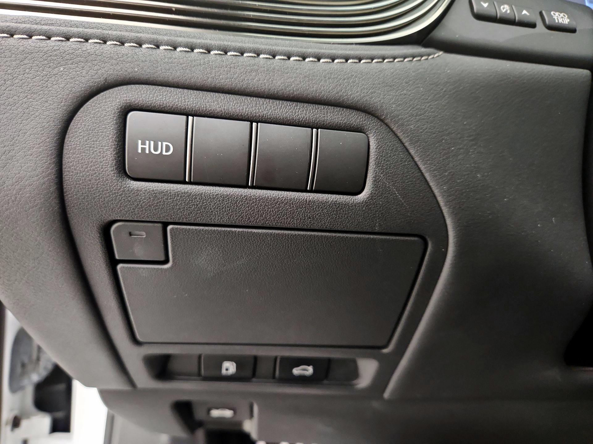 Thumbnail: 2019 Lexus LS - 13