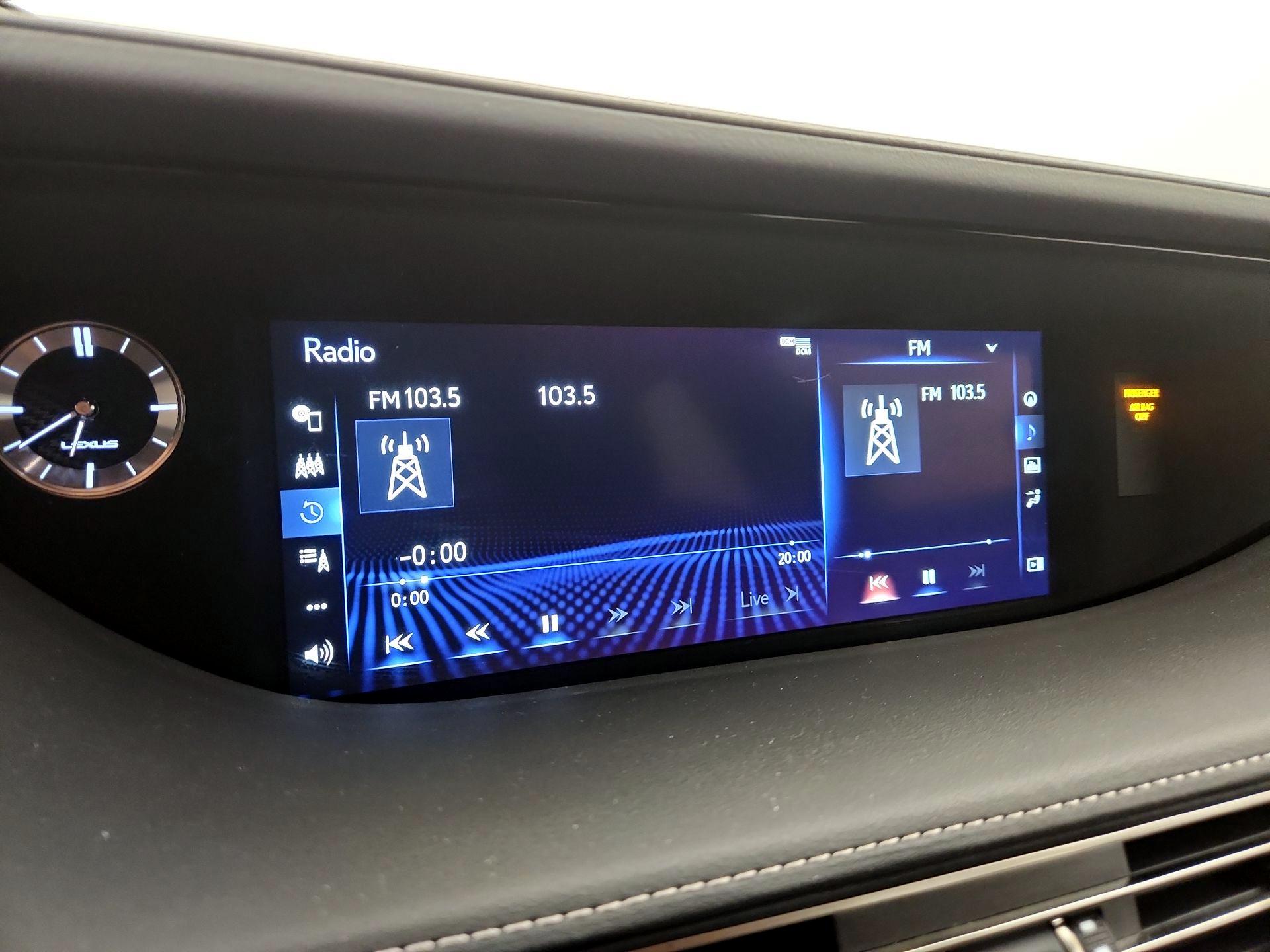 Thumbnail: 2019 Lexus LS - 15