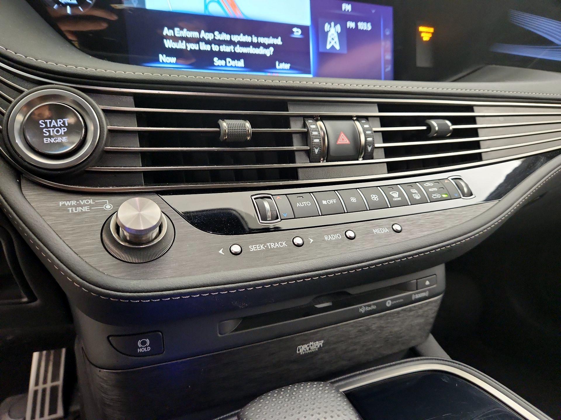 Thumbnail: 2019 Lexus LS - 16