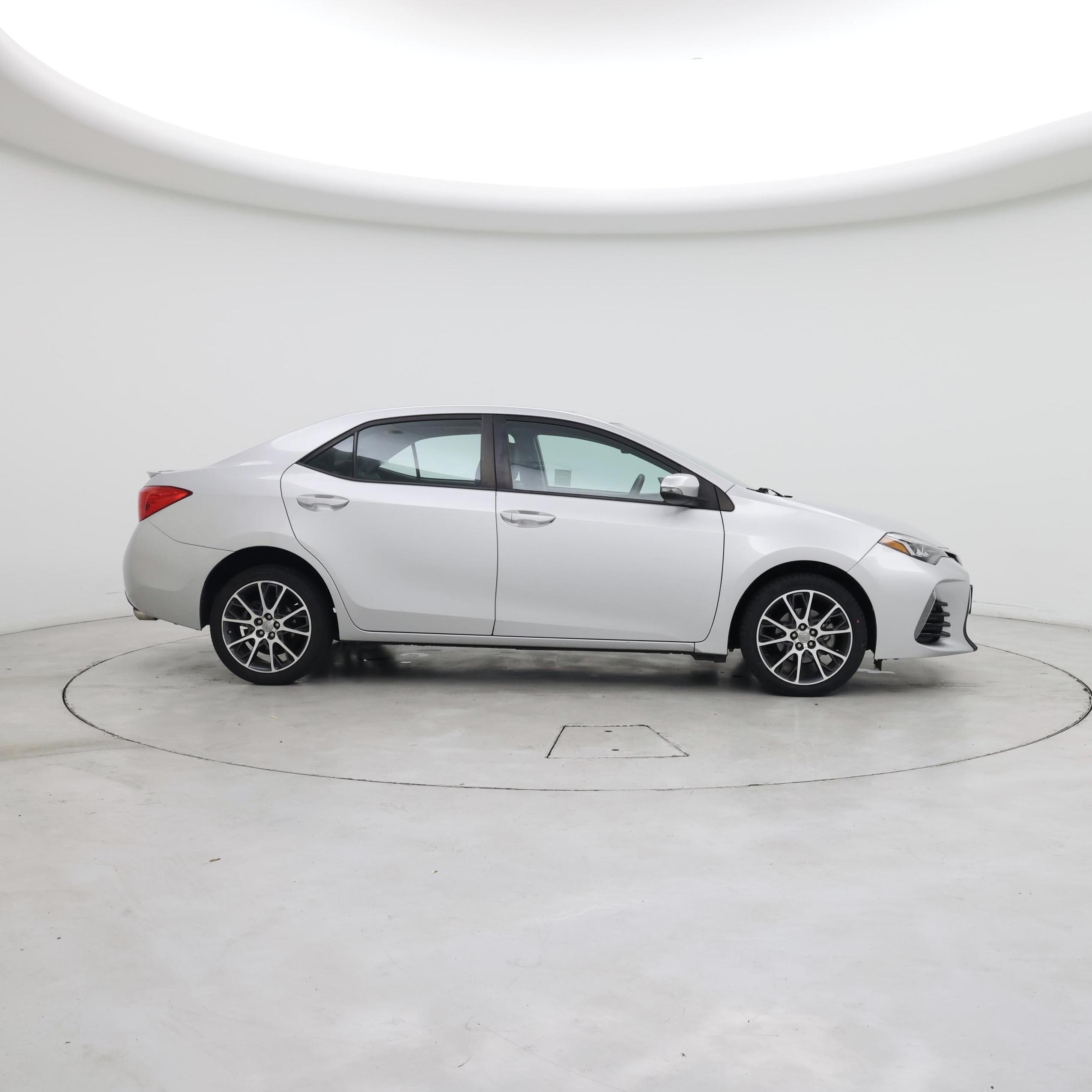 Thumbnail: 2017 Toyota Corolla - 7