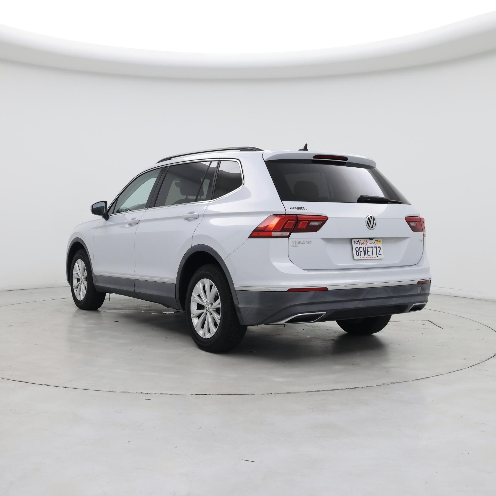 Thumbnail: 2018 Volkswagen Tiguan - 2