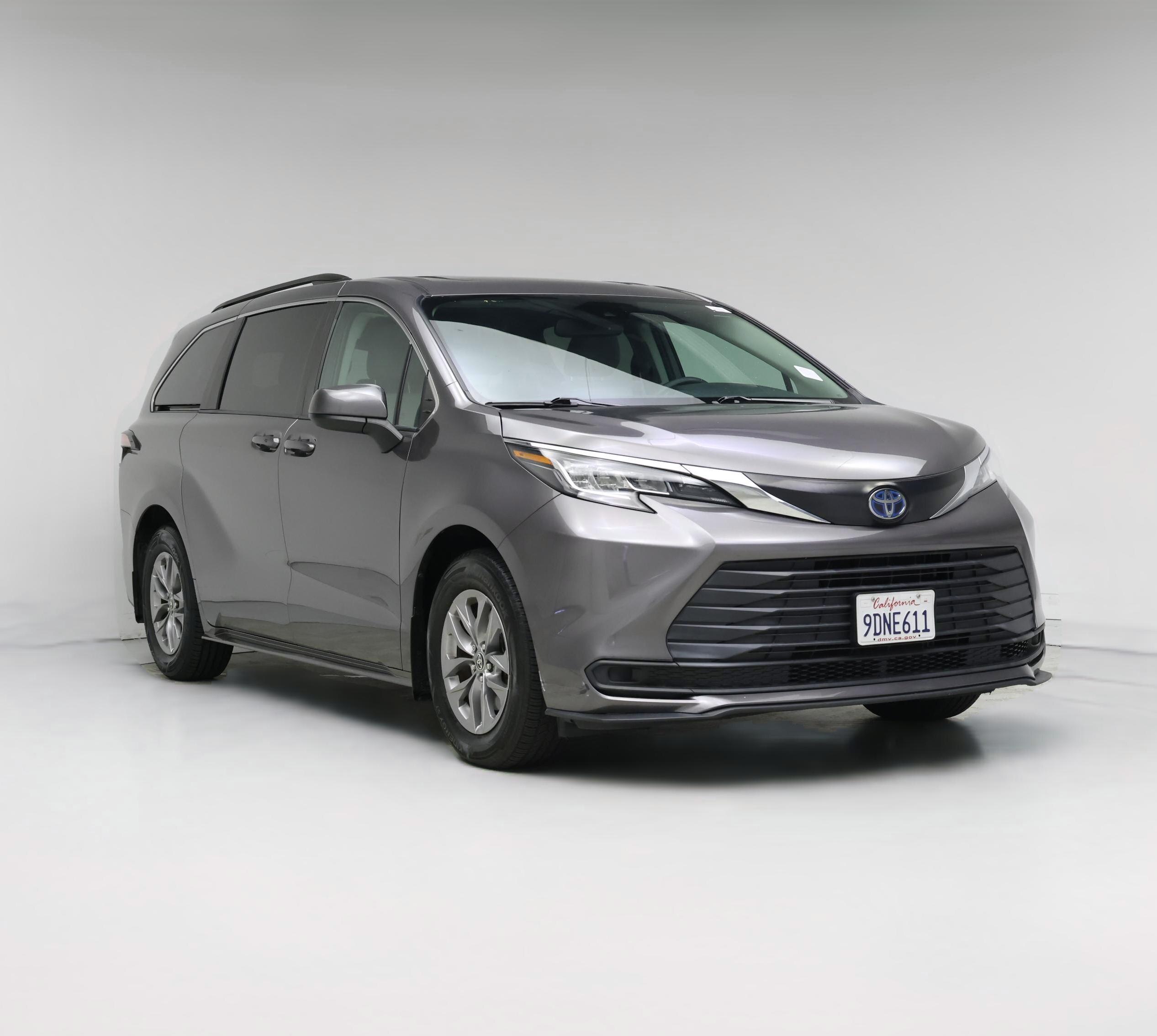 Thumbnail: 2023 Toyota Sienna - 1