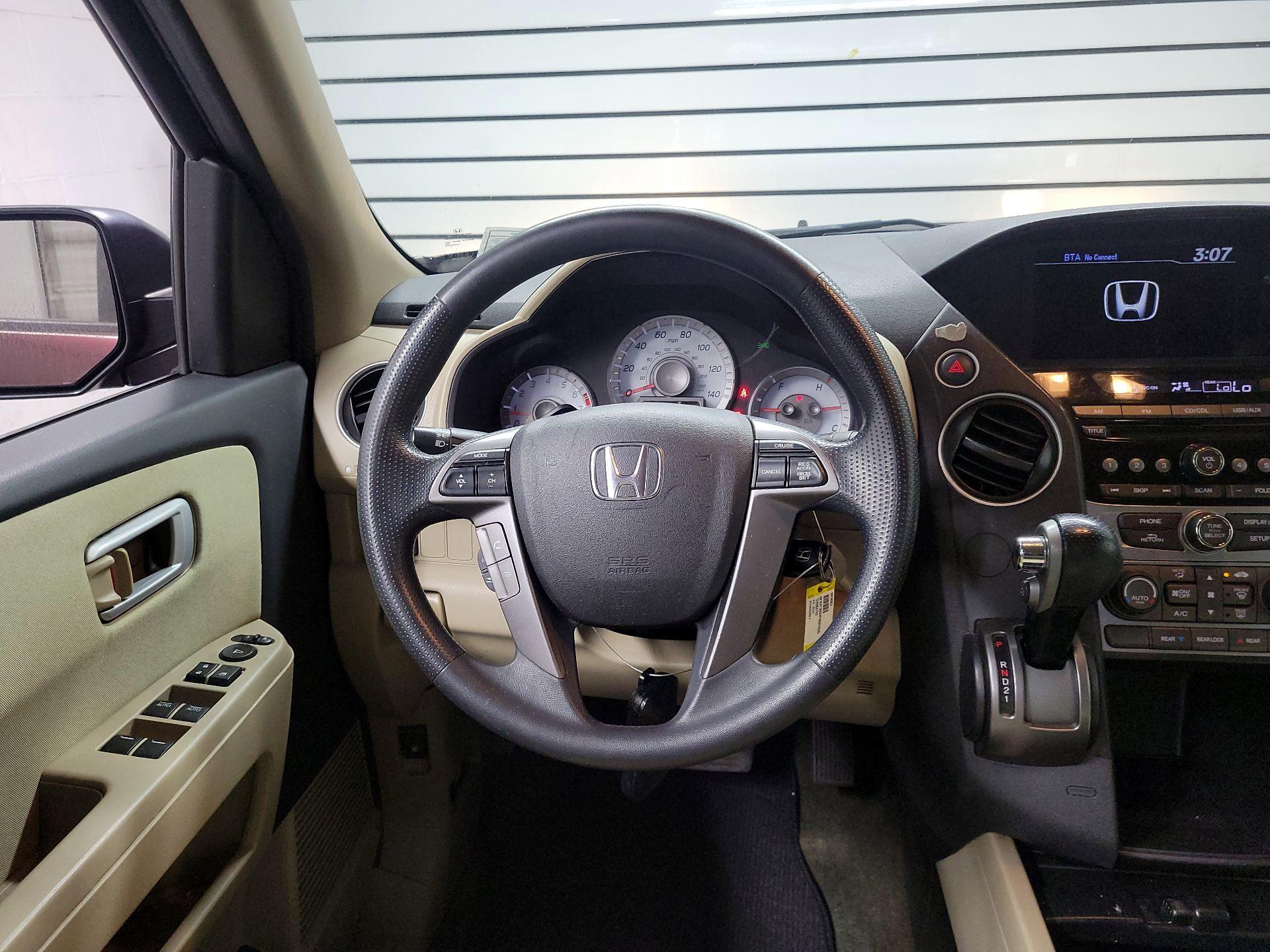 Thumbnail: 2015 Honda Pilot - 10