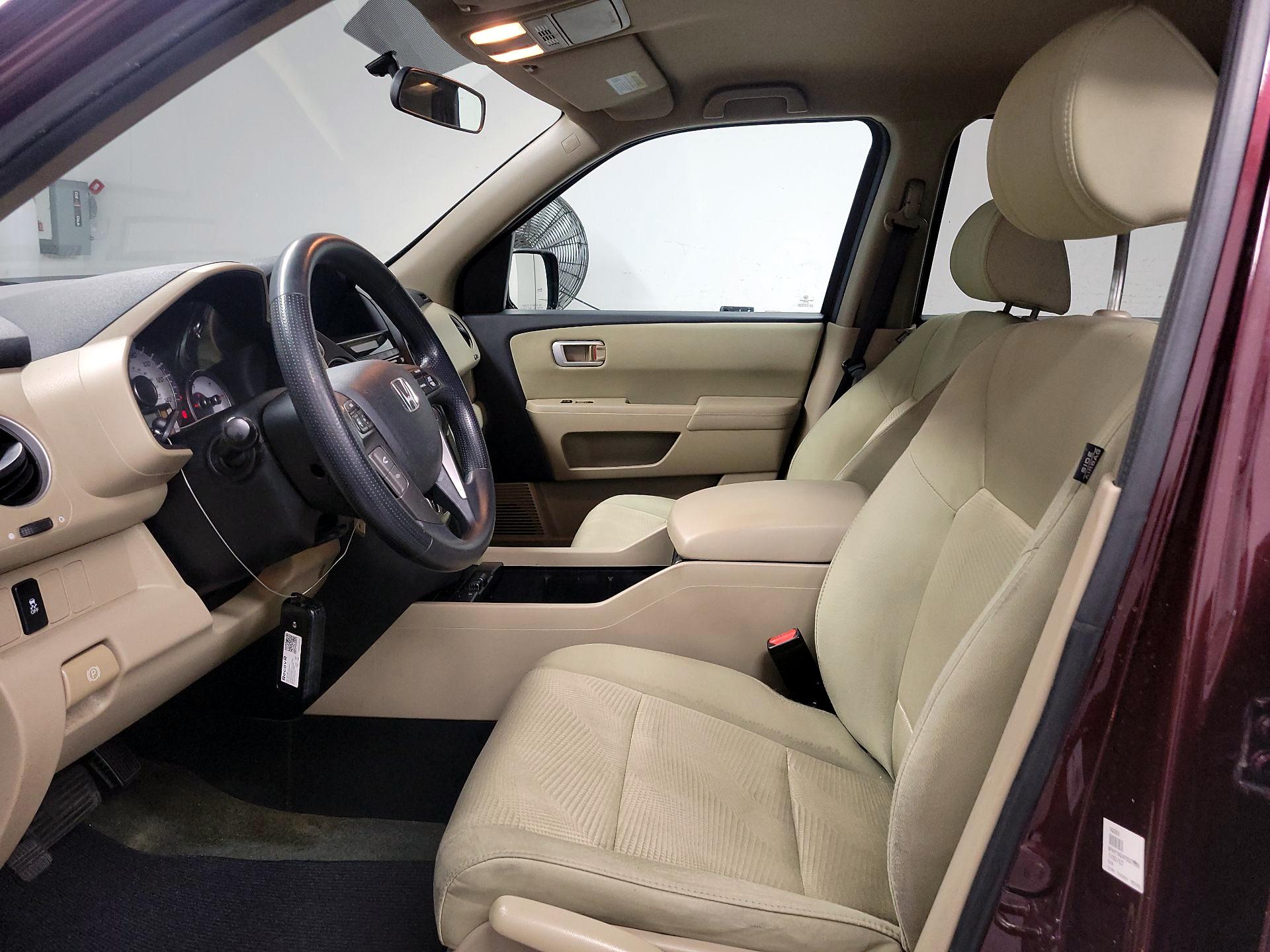 Thumbnail: 2015 Honda Pilot - 11